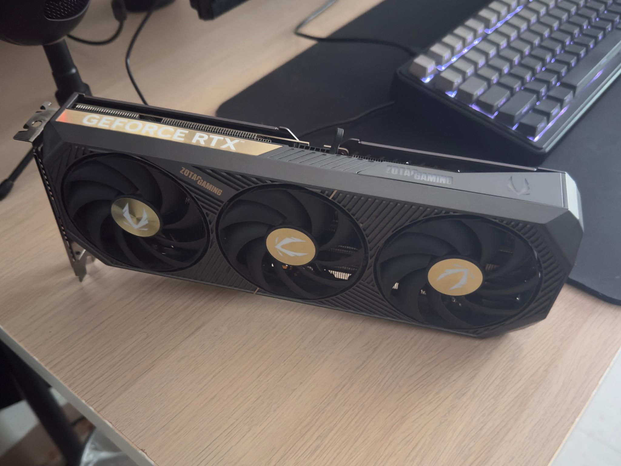Zotac GAMING GeForce RTX 5070 SOLID Core OC - Image 1