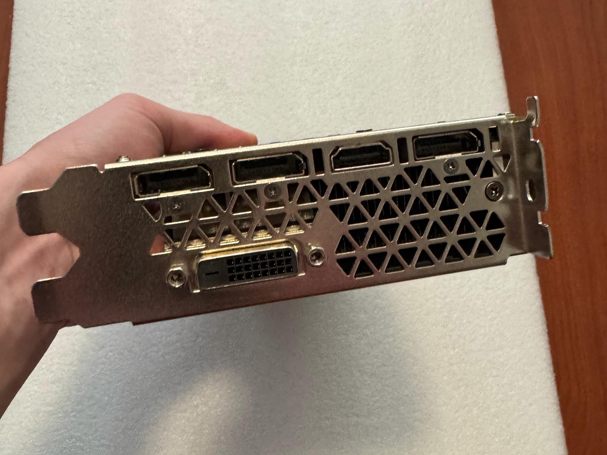 NVIDIA GeForce GTX 1070 8GB