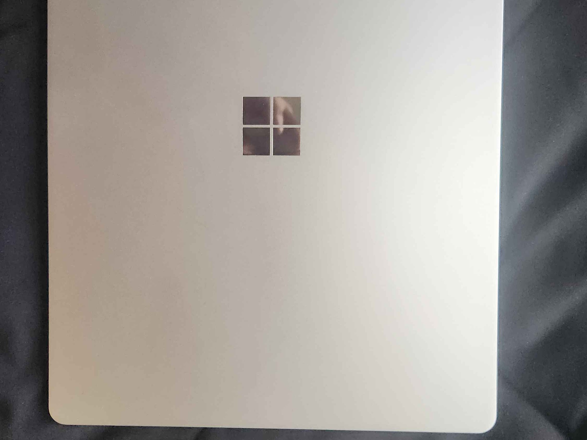 Microsoft Surface Laptop
