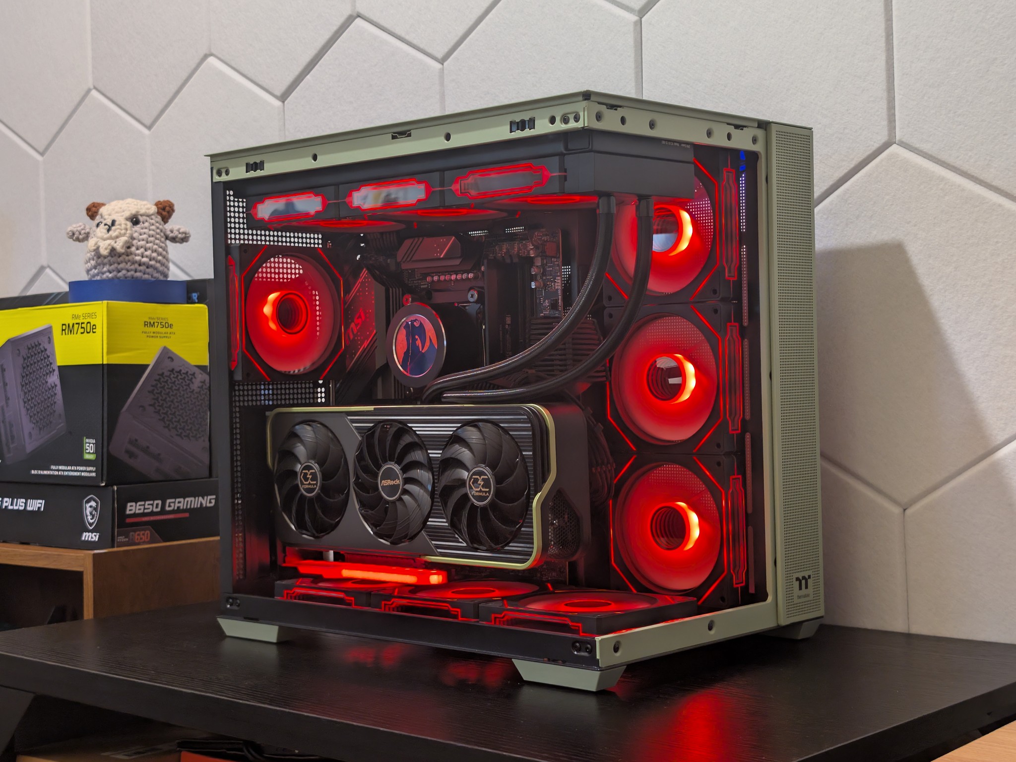 🍵🍏 1440p Gaming Beast | RX 6950XT | Ryzen 7 7700X | 2TB SSD | 32GB RAM | WiFi 6 & Bluetooth 🍵🍏