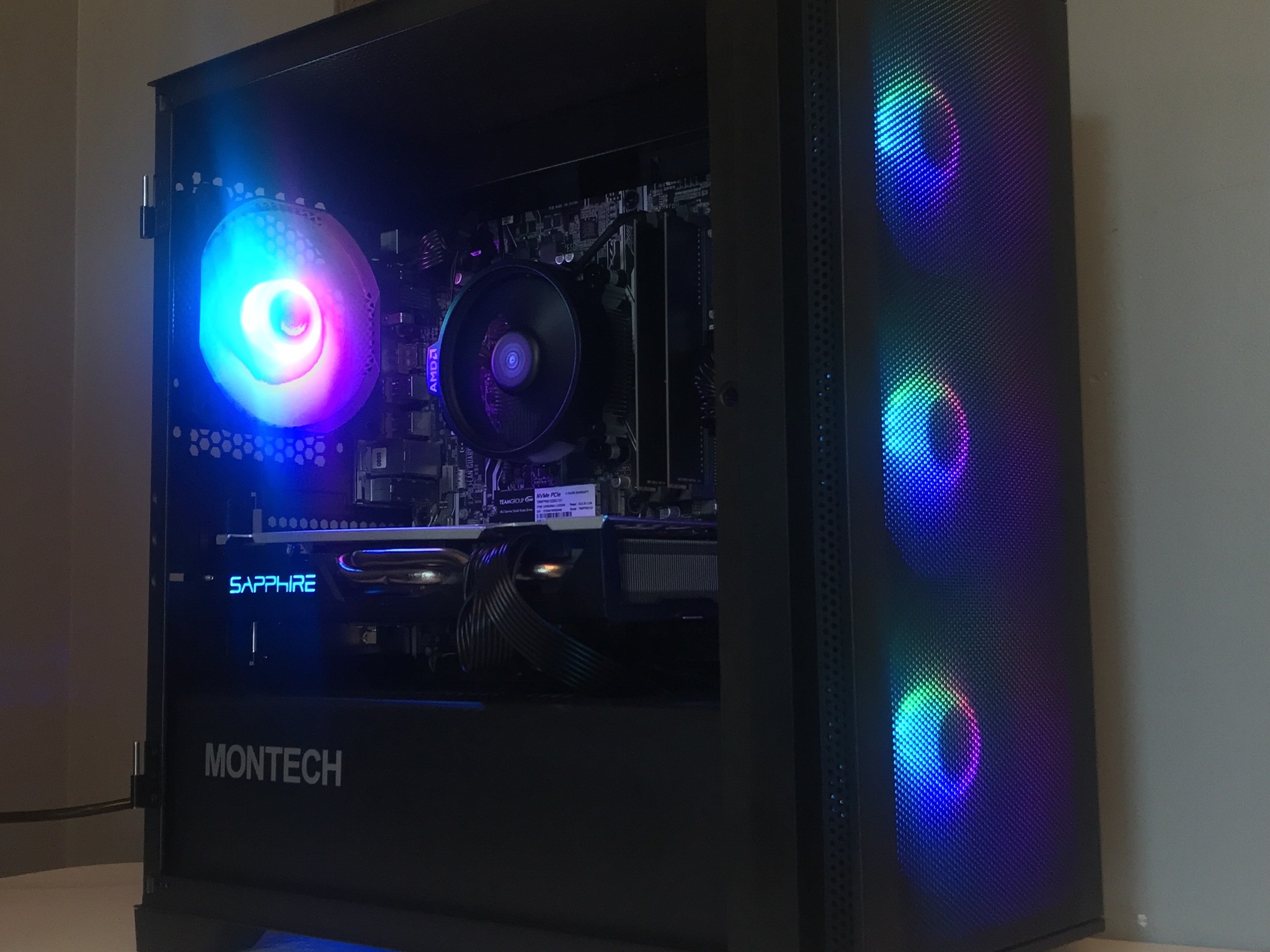 🫐Budget Gaming Computer |WIFI| Ryzen 5 1400 | RX 580 8GB | 16GB RAM | 512GB NVME SSD | Win 10 Pro🫐