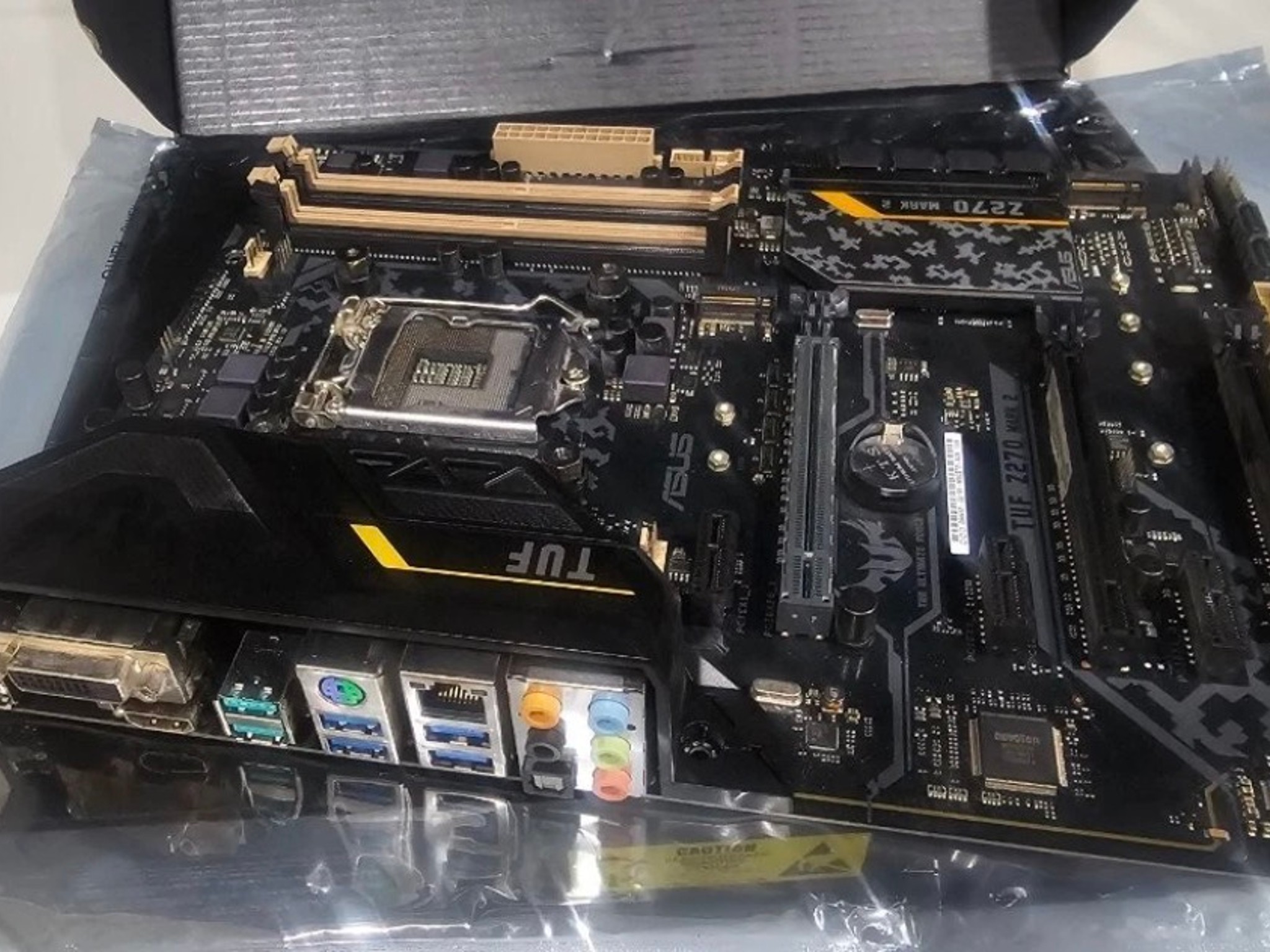 ASUS TUF Z270 Mark 2 LGA1151 DDR4 HDMI DVI M.2 USB 3.1 Z270 ATX Motherboard