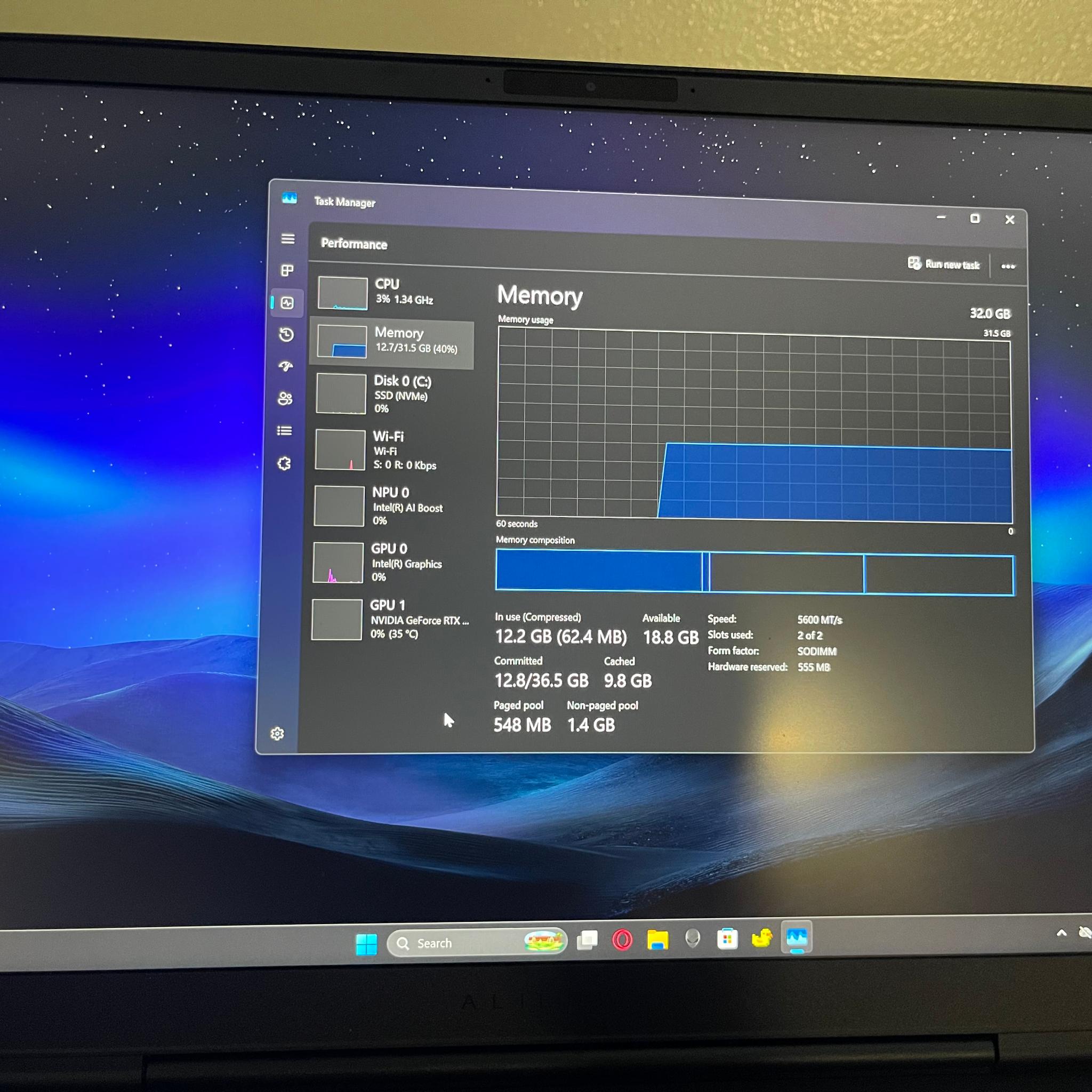👽Alienware X16 Gaming laptop / RTX 5060 / I9 ultra 275HX 24-core/ 32gb DDR5/ 1TB NVMe🛸