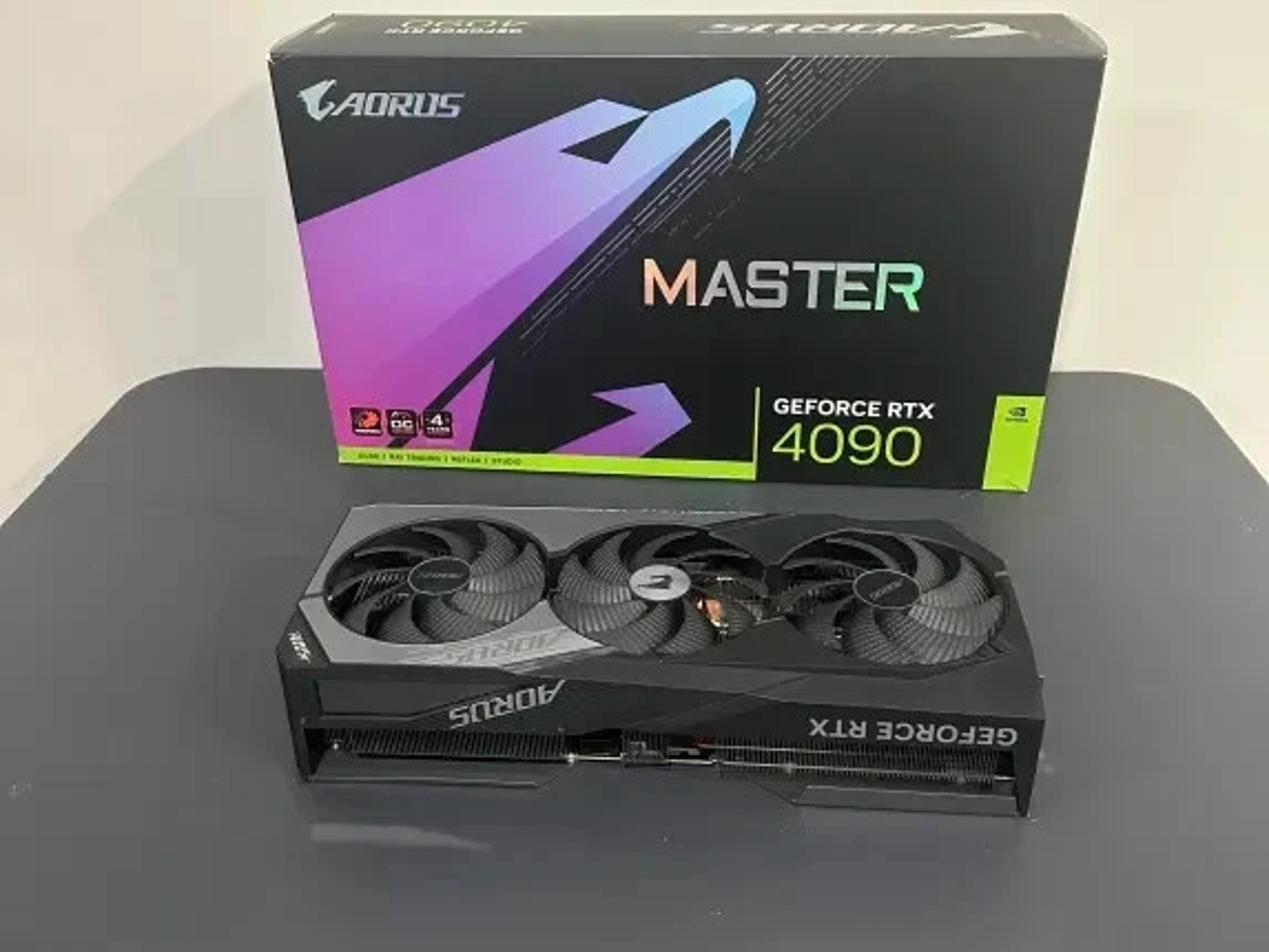 GIGABYTE AORUS GeForce RTX 4090 MASTER 24GB GDDR6X Graphics Card