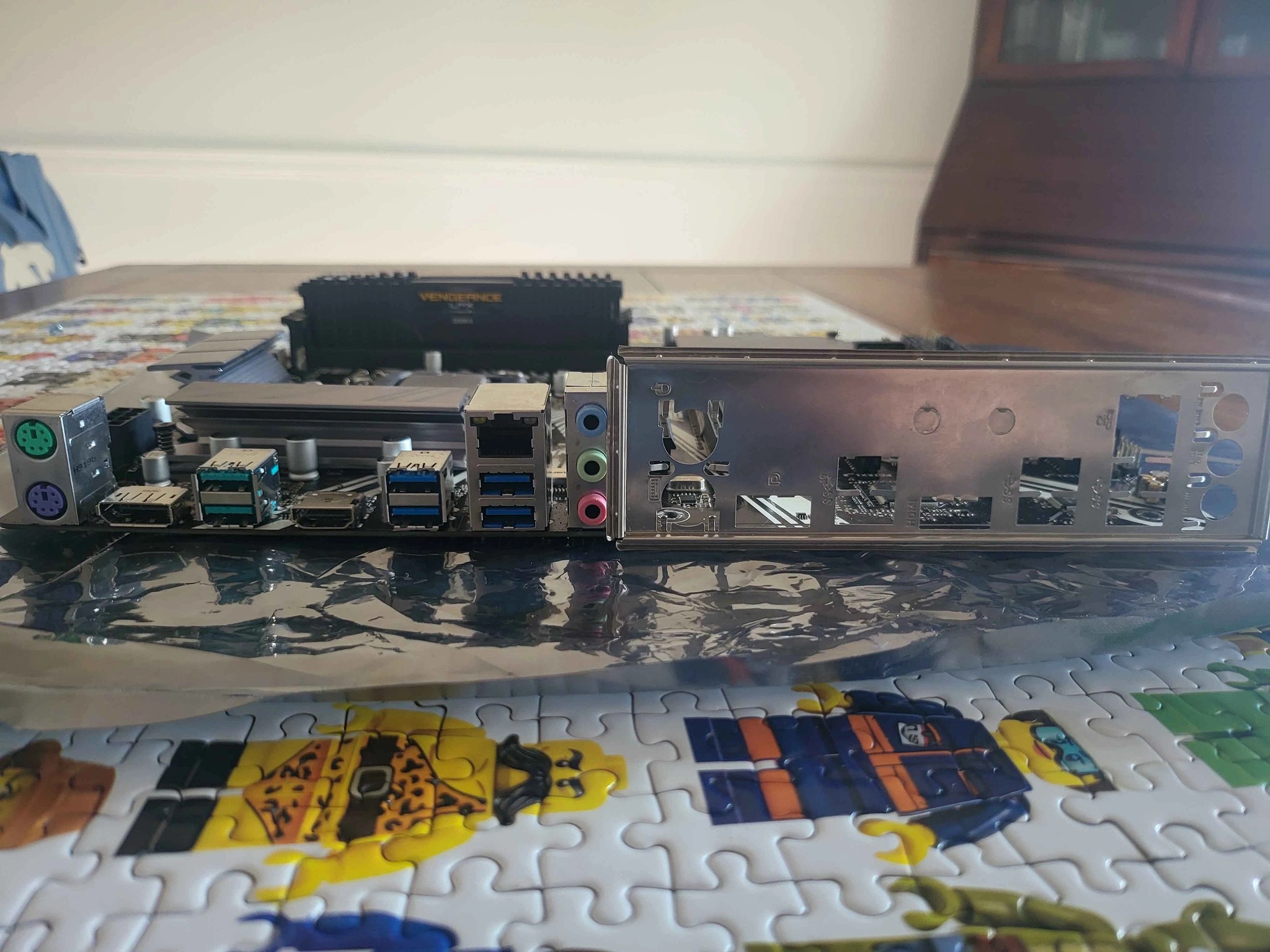 Motherboard Bundle! Intel Core i9 9900k, Asus Prime Z390-P, 16GB 3600MHz, Wi-Fi + BT card