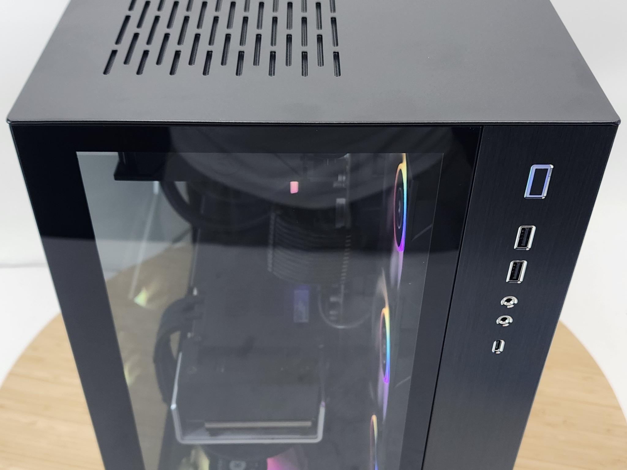 Gaming PC Ryzen 7 7800X3D 32GB RAM 2TB SSD RX 7900 XT 20GB Win11 Computer