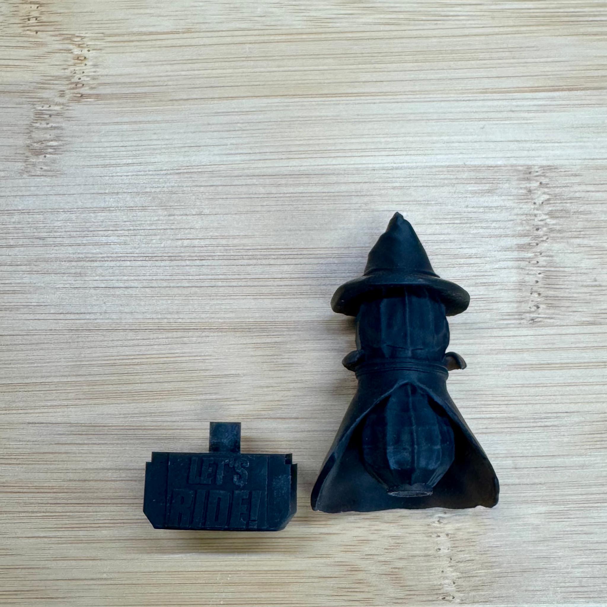The Burnt Peanut Figurine - Let's Ride! Wizard Outfit - Twitch YouTube Streamer