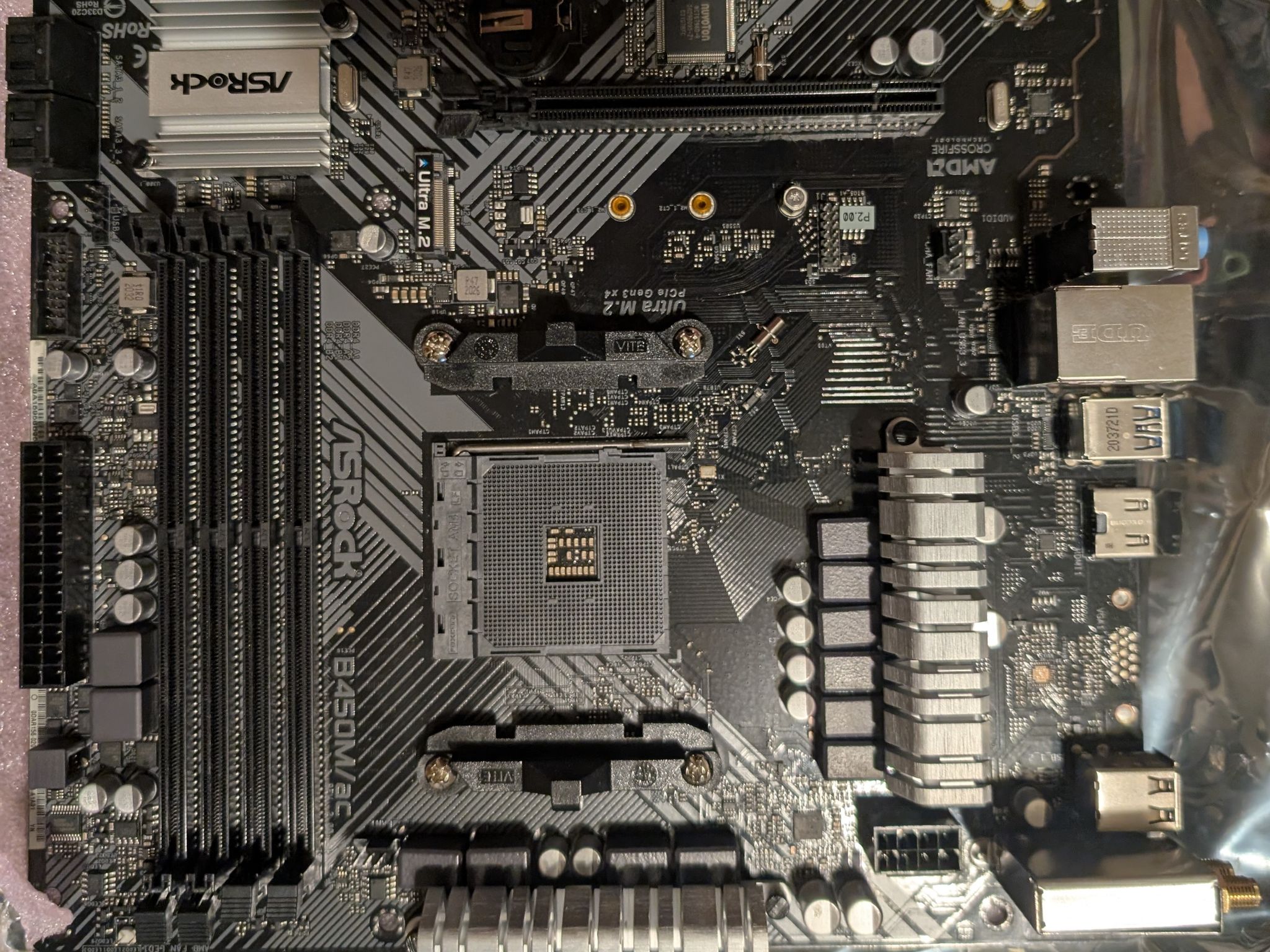 ASRock b450M/ac R2.0