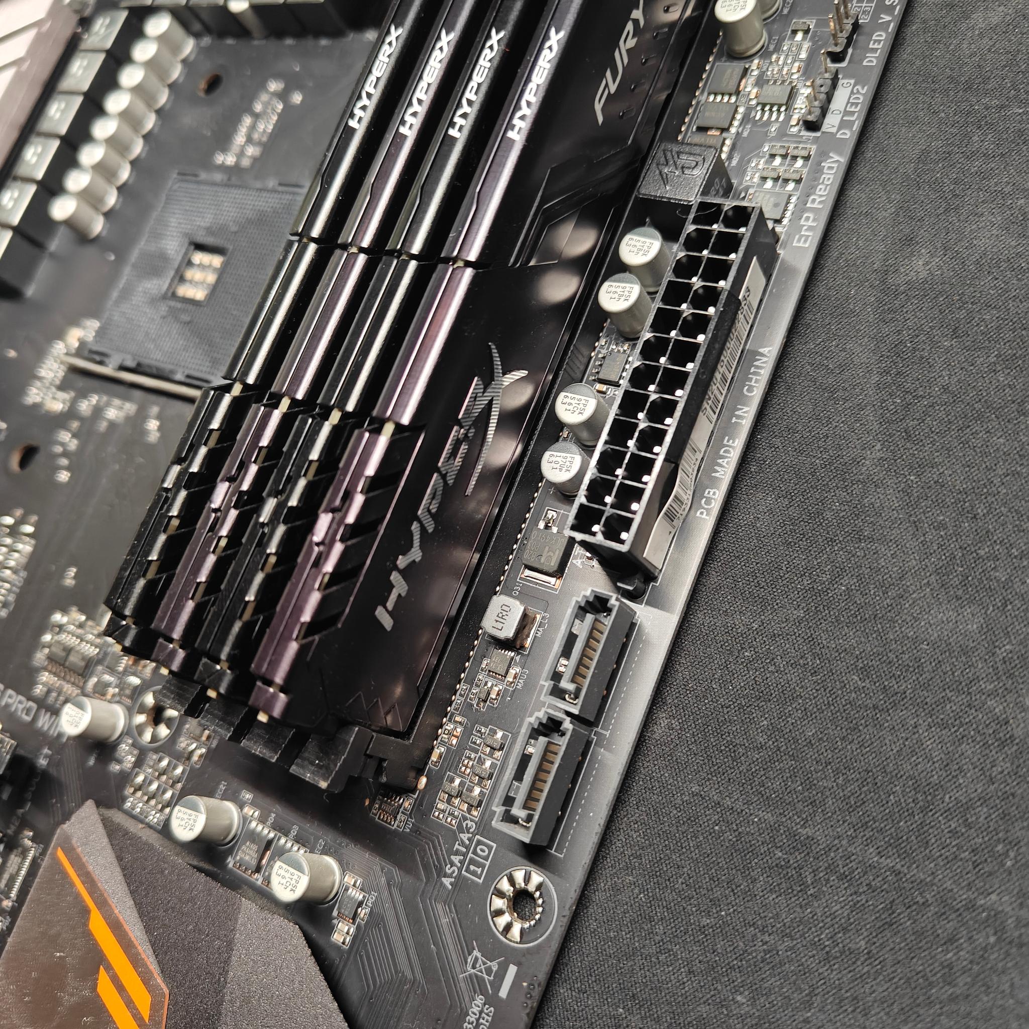 Gigabyte B450 AORUS Pro WiFi AM4 Motherboard & 16GB DDR4 RAM