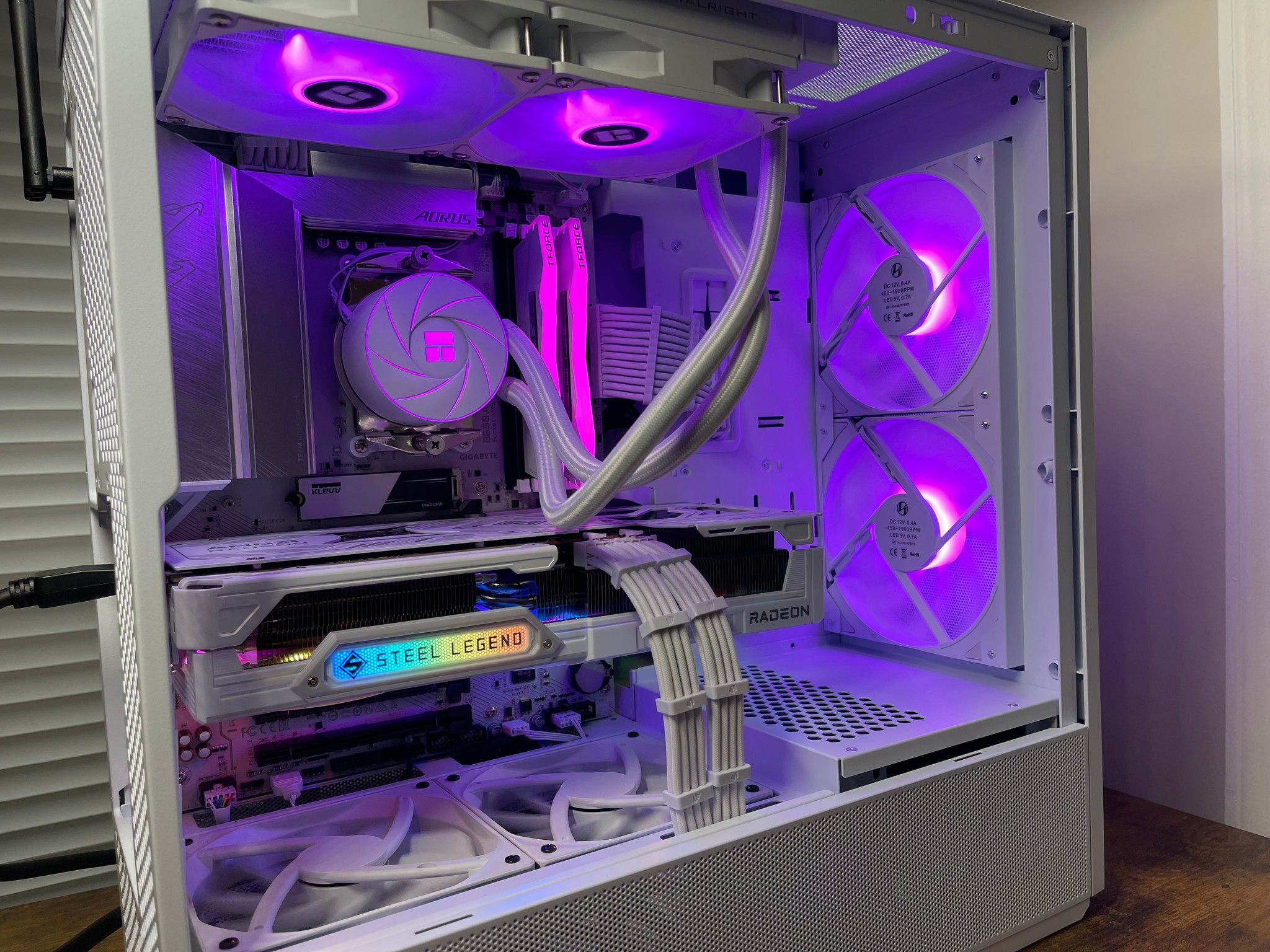 ❄️ICE KING❄️7600X3D❄️9070 XT 16GB❄️1TB