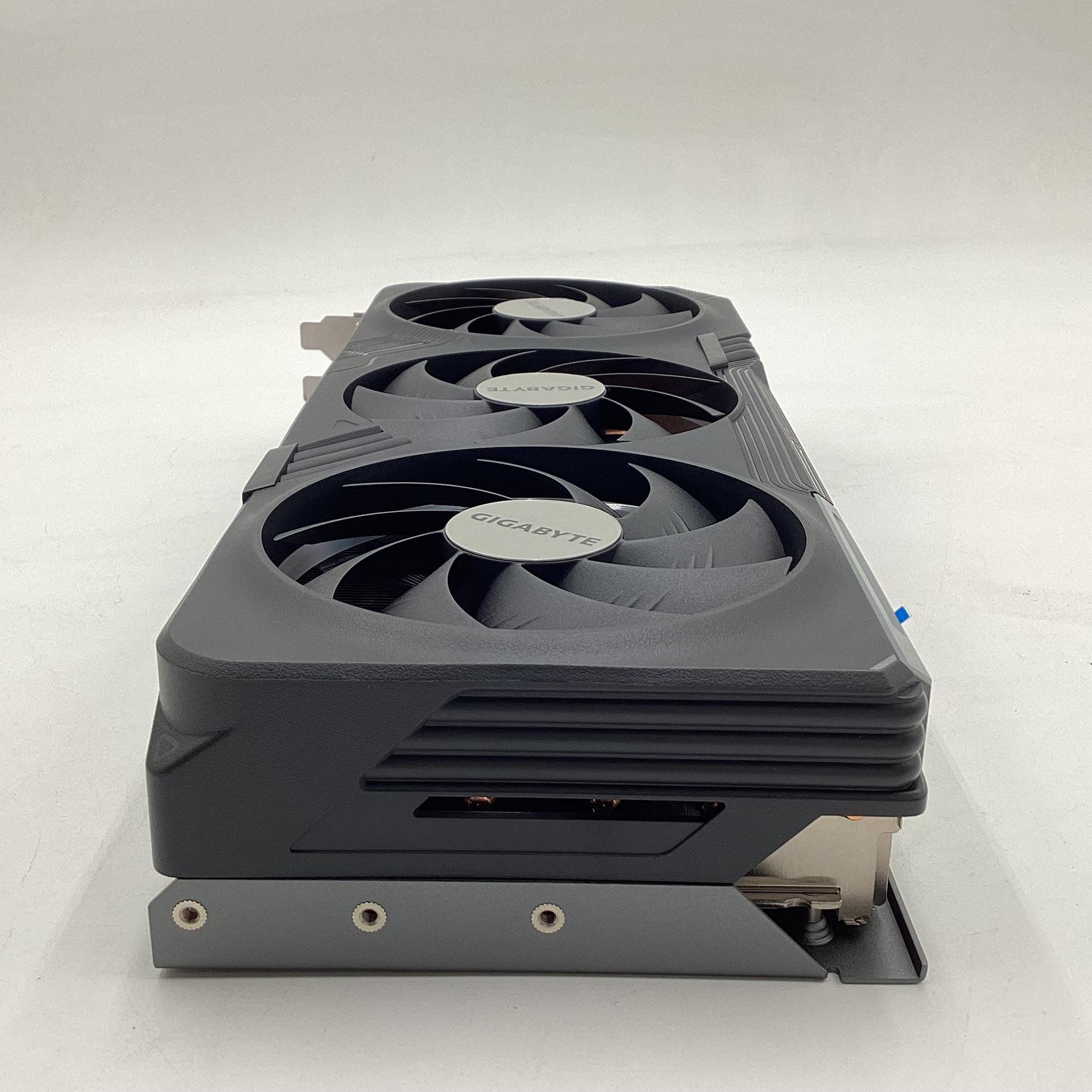 GIGABYTE GeForce RTX 4070 WINDFORCE OC V2 12G Graphics Card