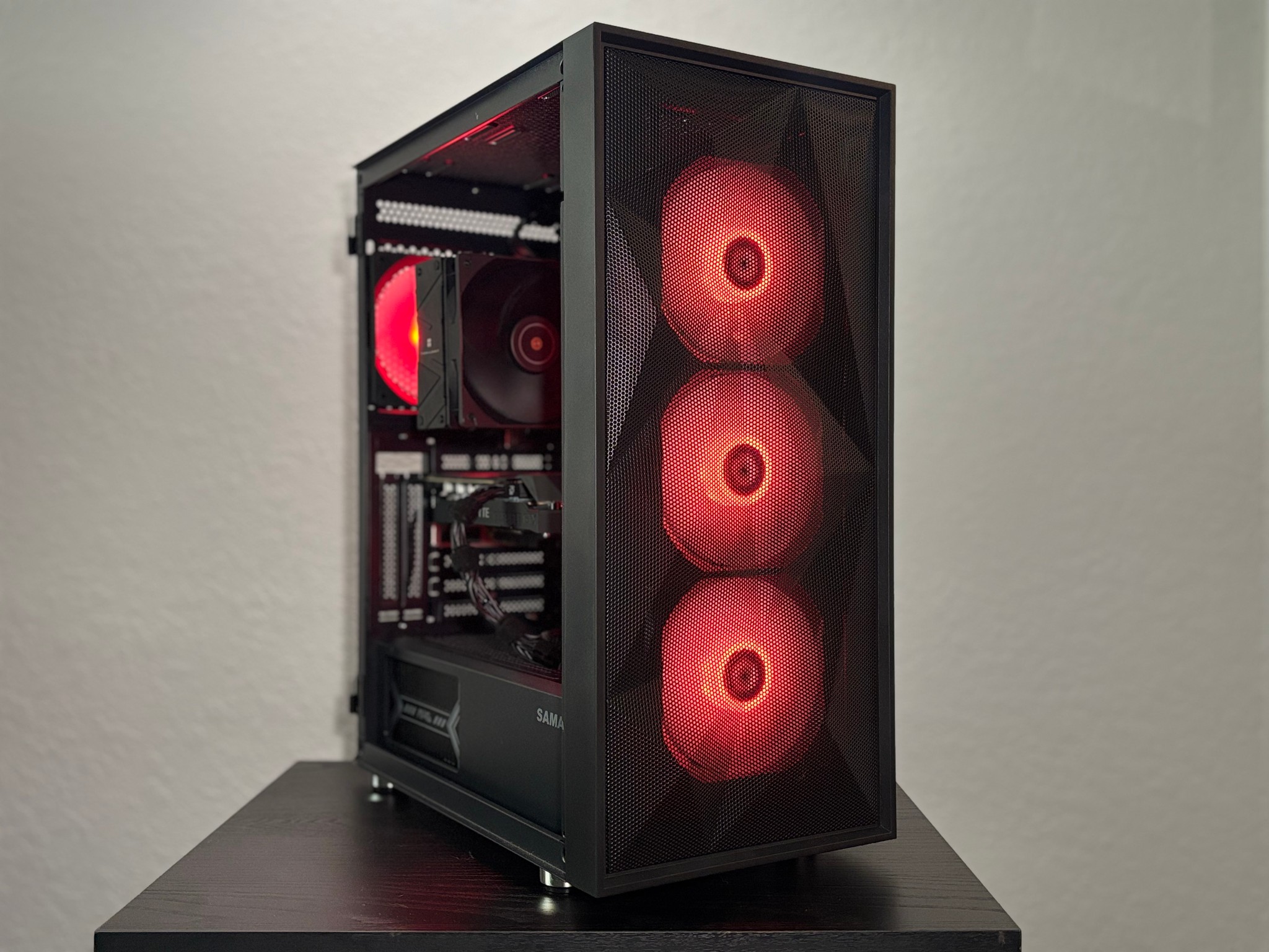 Ryzen 5 3600x / GTX 1660 Ti / 16GB DDR4 3200MHz / 512 NVMe SSD