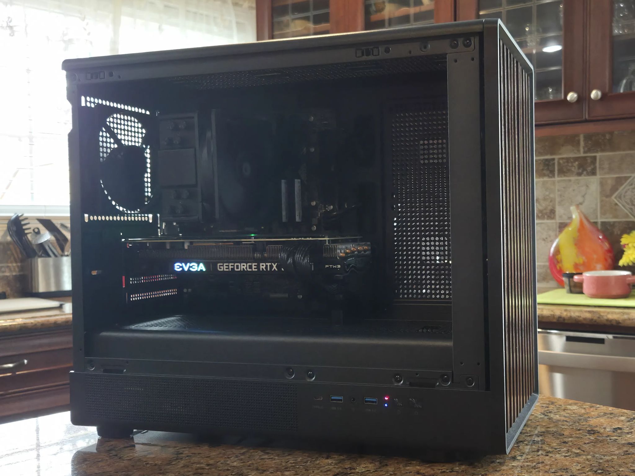 UDGX Creative Power – Intel i7 + RTX 3060 Ti FTW3  Silent Compact Build