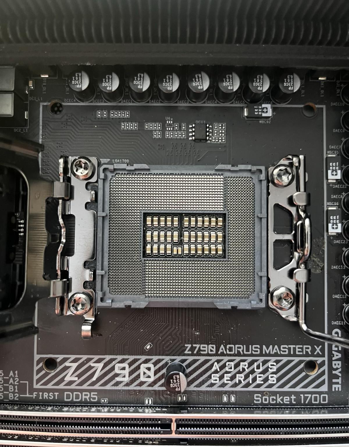 GIGABYTE Z790 AORUS MASTER X LGA 1700 | EATX Intel DDR5 Motherboard