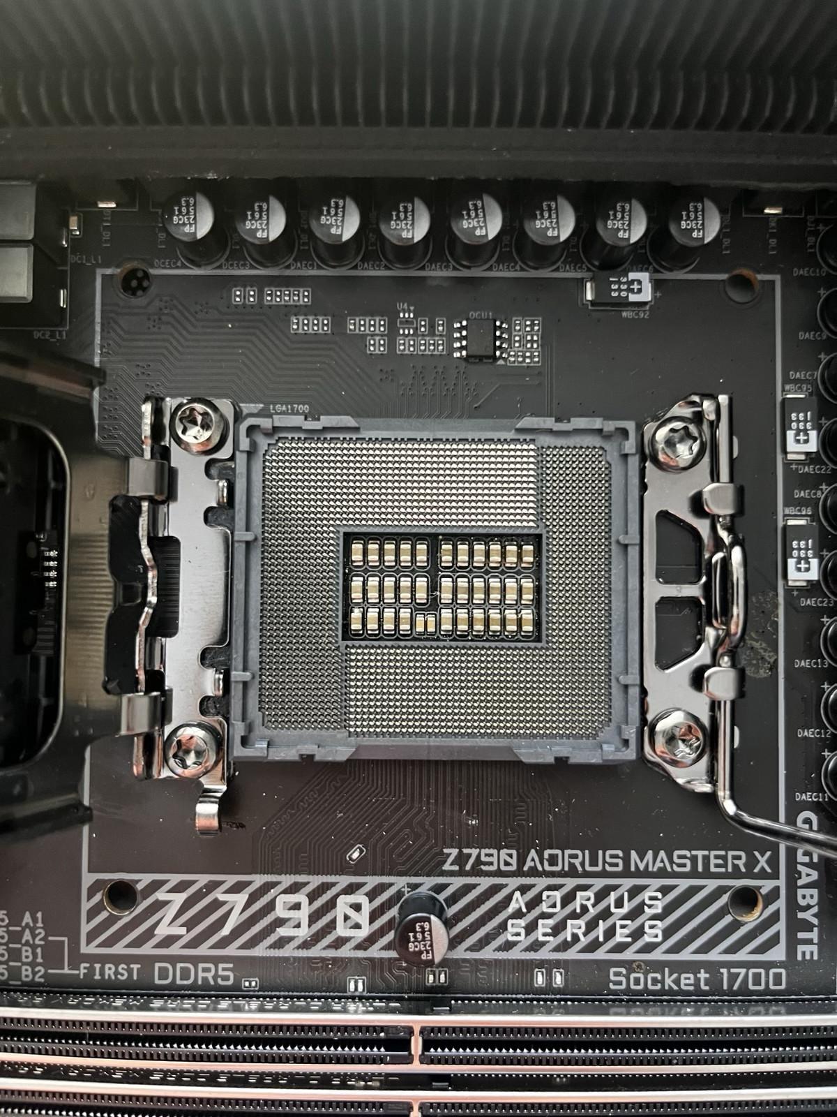 GIGABYTE Z790 AORUS MASTER X LGA 1700 | EATX Intel DDR5 Motherboard