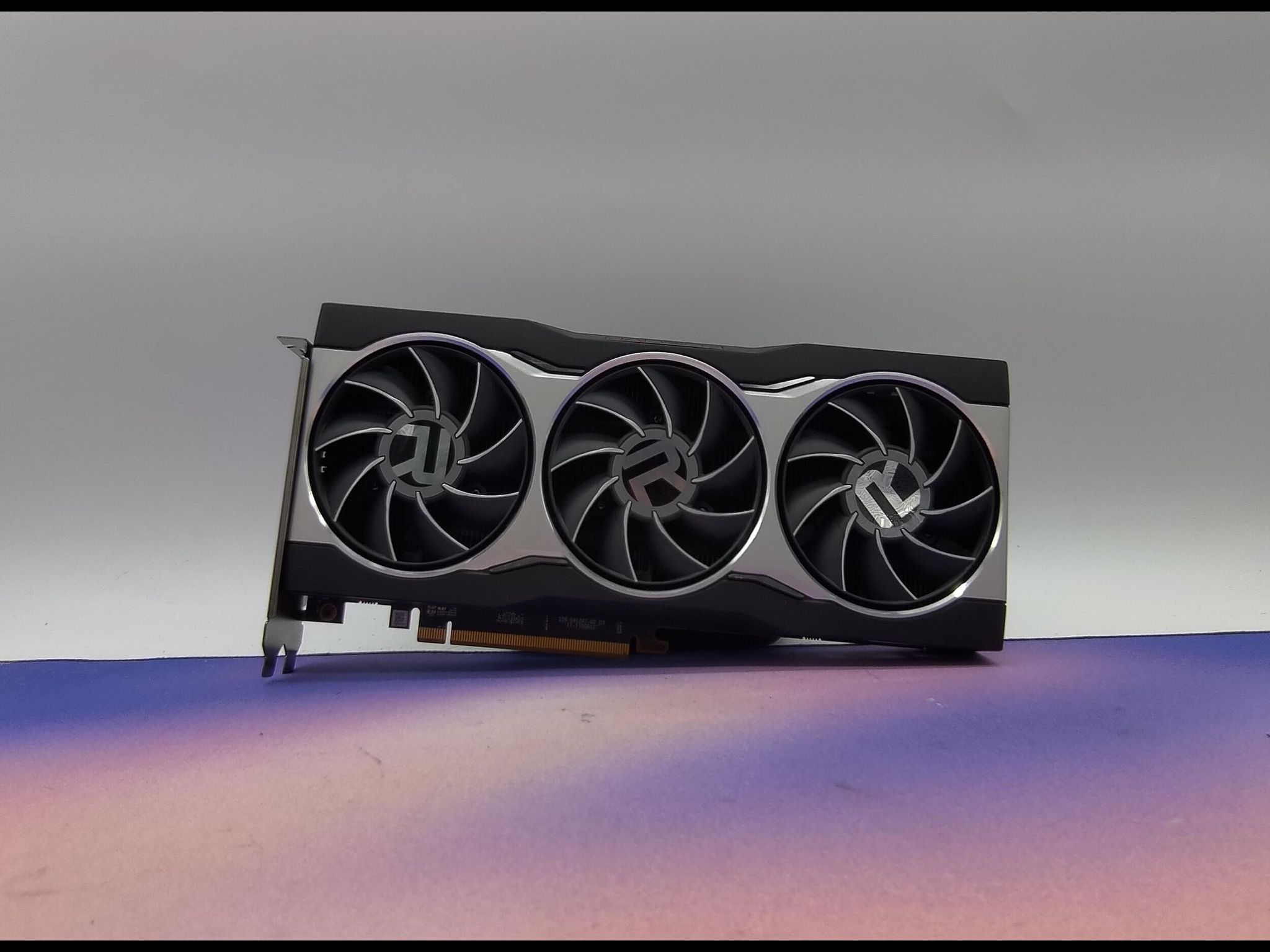 AMD RX 6800 Reference