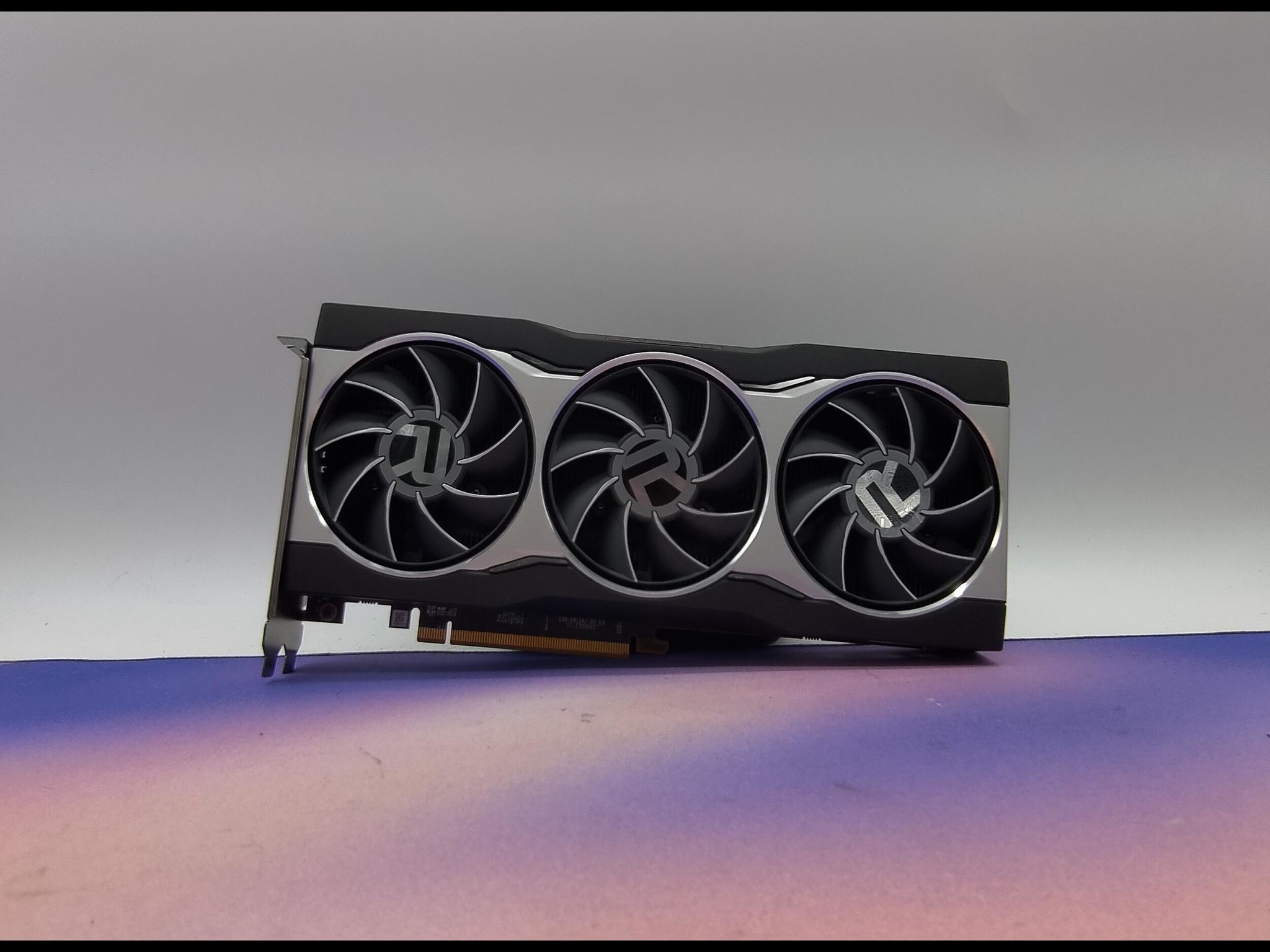 AMD RX 6800 Reference