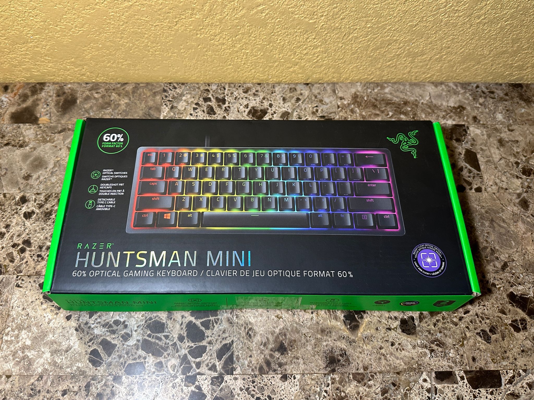 BNIB Razer Huntsman Mini 60% Gaming Keyboard - Clicky Optical Switches