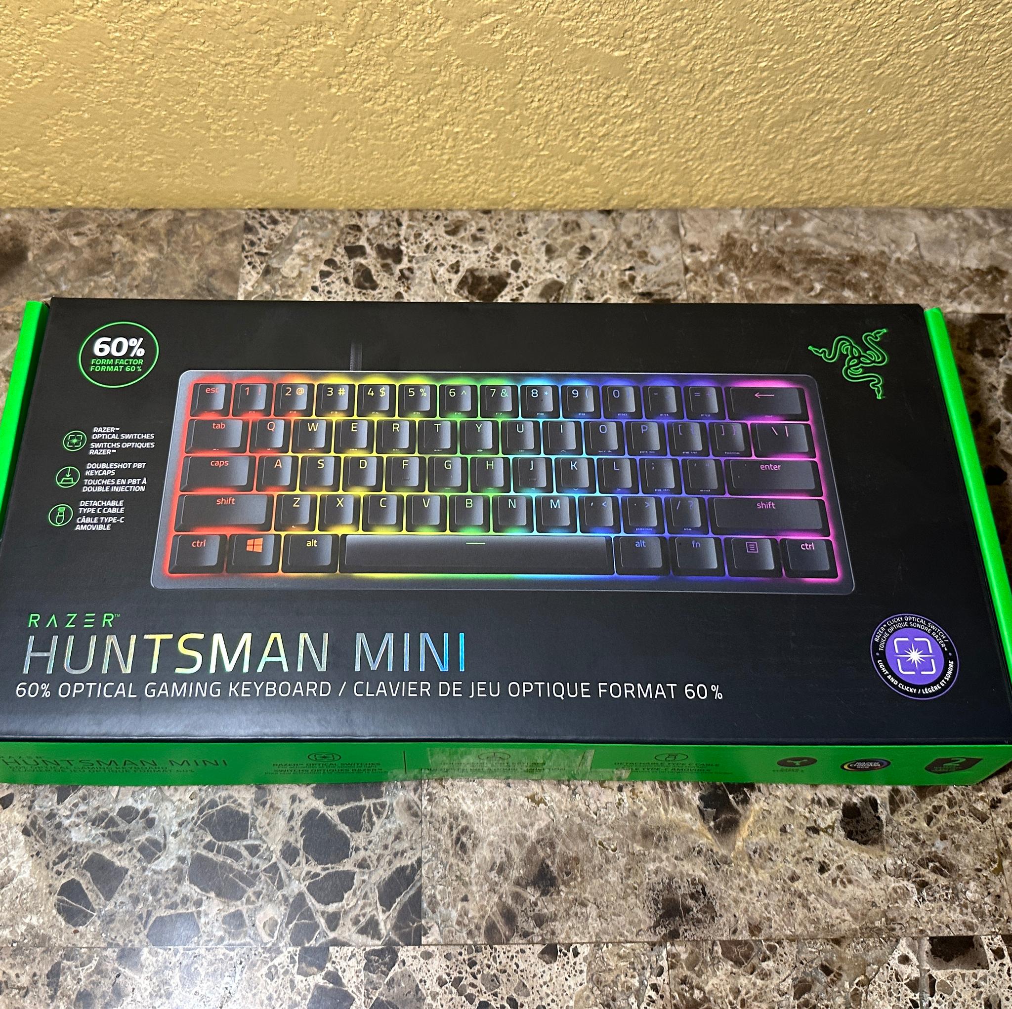 BNIB Razer Huntsman Mini 60% Gaming Keyboard - Clicky Optical Switches