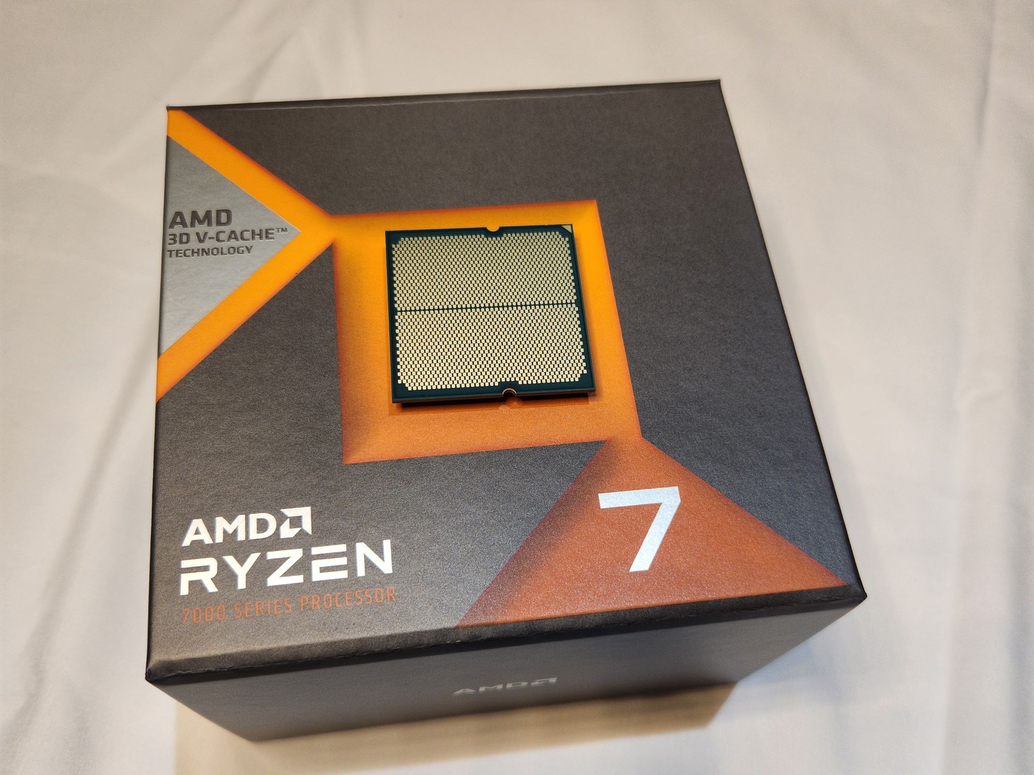 Ryzen 7 7800X3D | (8 Cores / 16 Threads) | Socket AM5 | 5 GHz Boost 4.2 GHz Base | Original Box