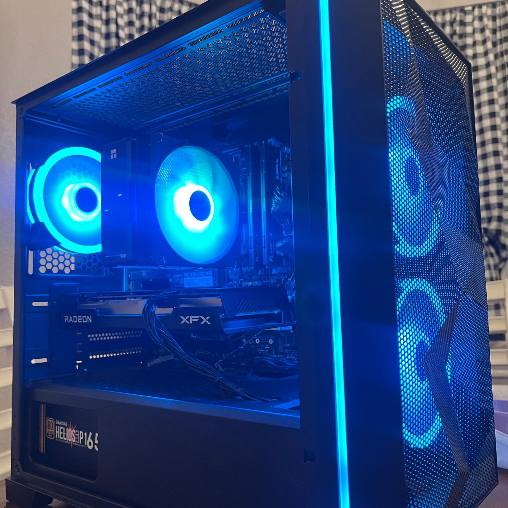 Custom Gaming PC Build with a Ryzen 5 9600x and 32 Gigs of ddr 5 ram