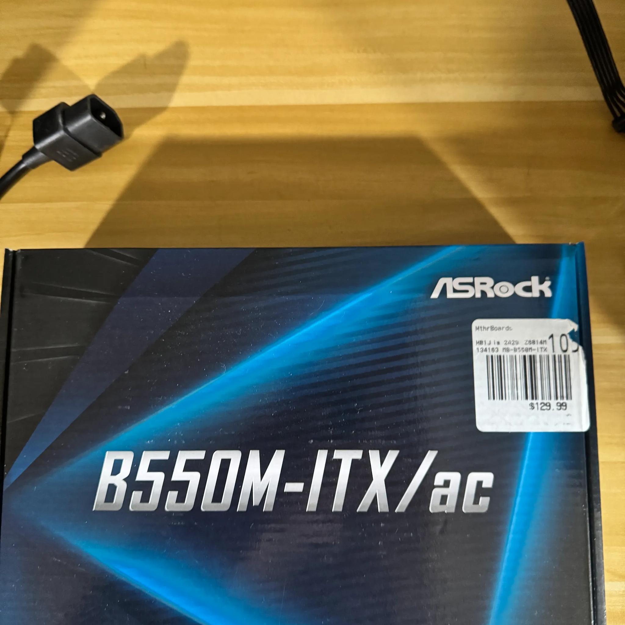 ASROCK B550M-ITX/ac with RYZEN 5 3600 CPU