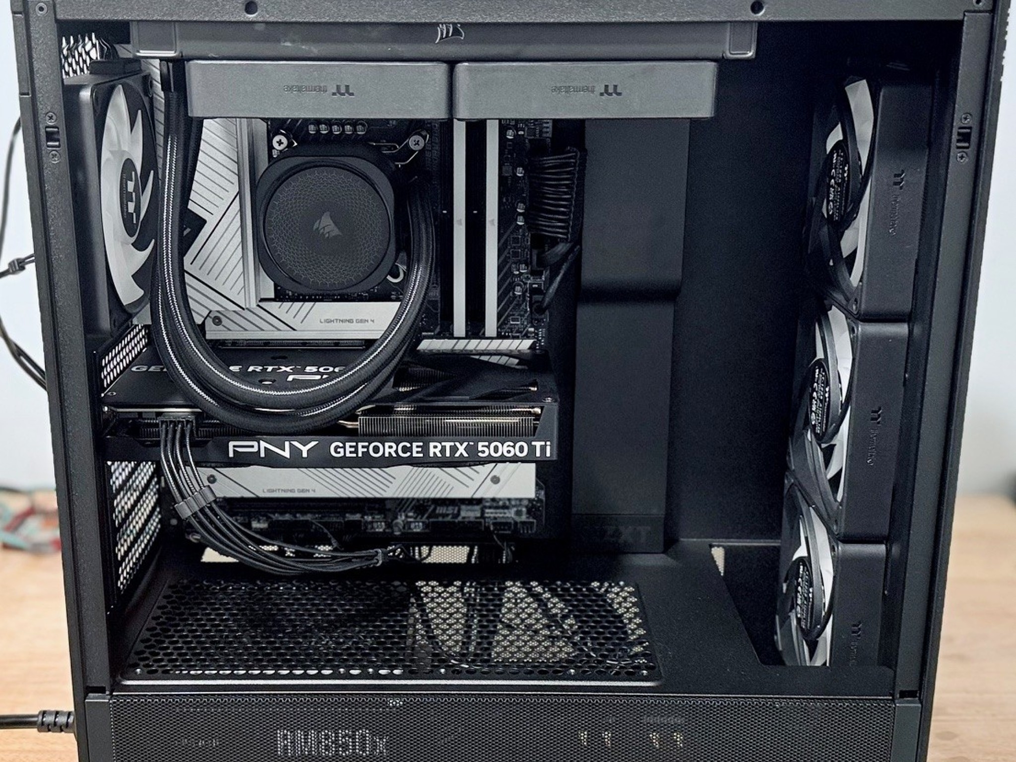Gaming PC RTX 5060 TI 16 GB