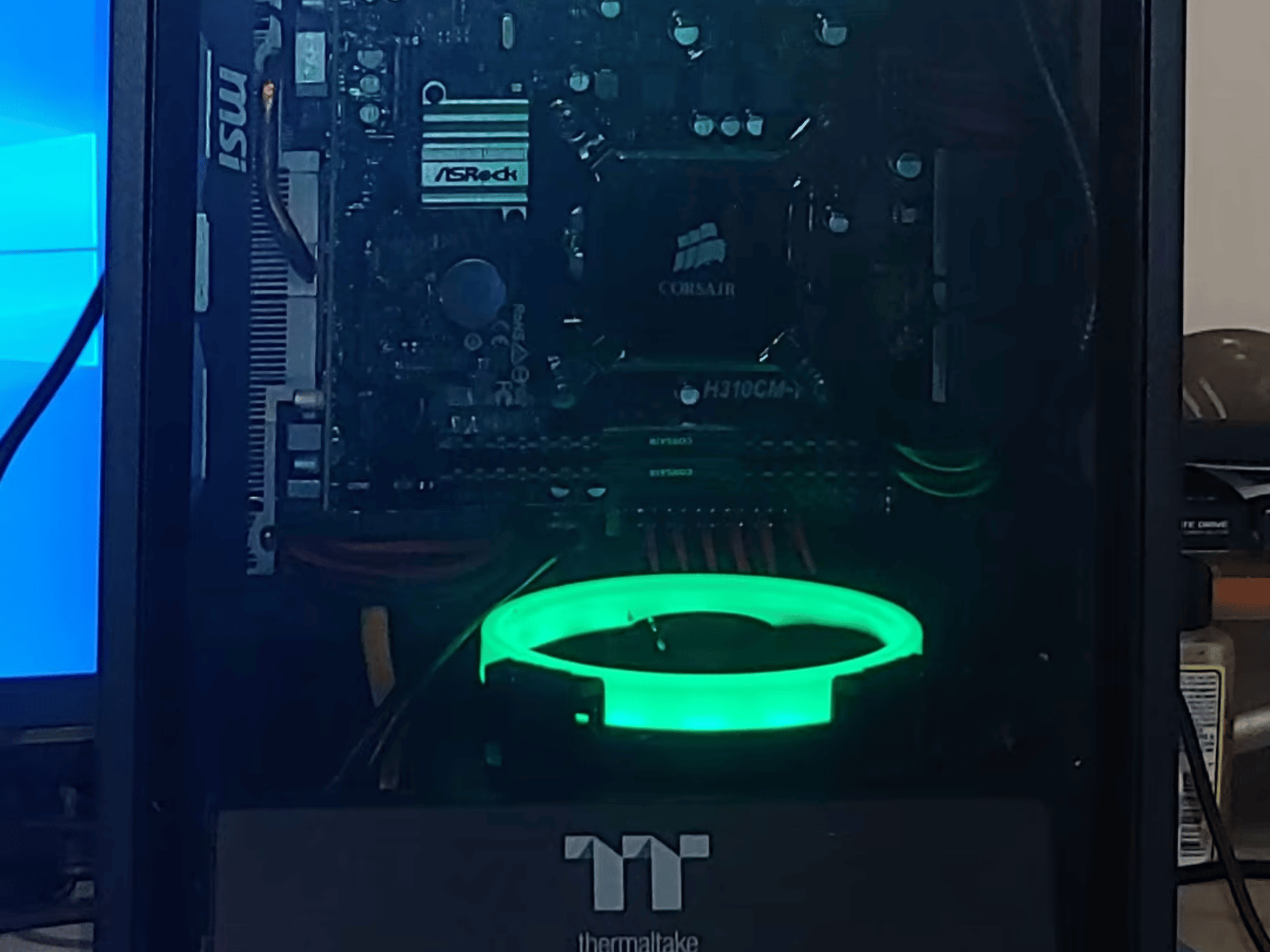 Mini ITX GTX 1650 256SSD 2TB HD Water Cooled Thermaltake Tower 100
