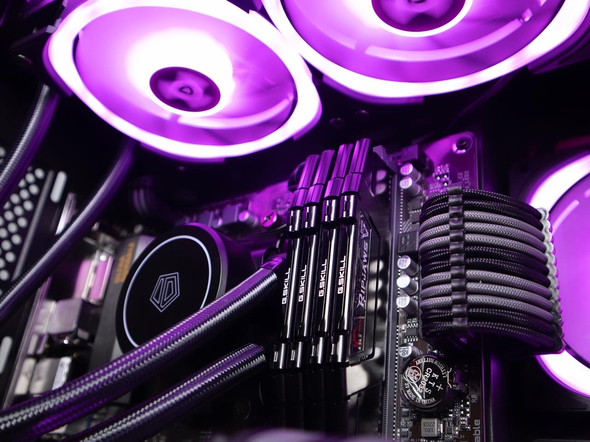 RTX 3070Ti | Ryzen 7 5700X | 32GB RAM | 1TB NVME