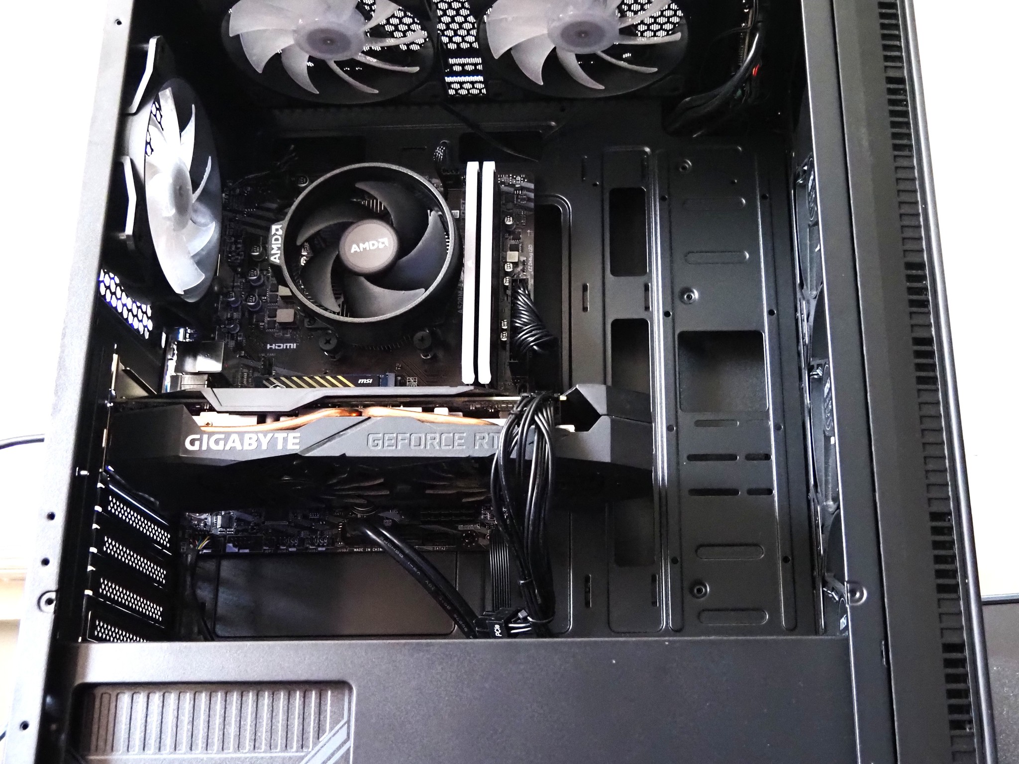 🎮 High Performance Gaming PC – Ready to Plug In and Play!