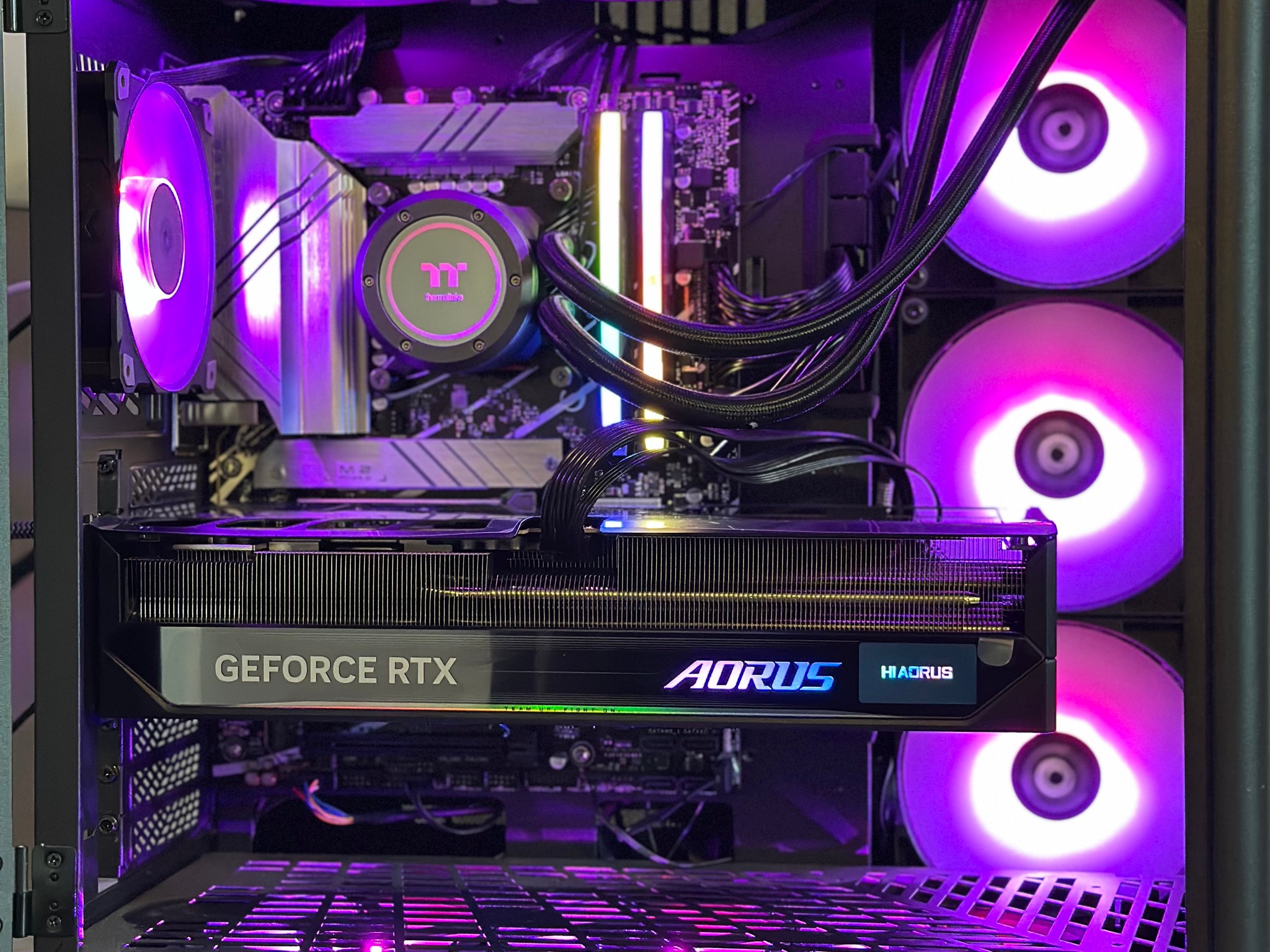 5080 Master Aorus 32 GB RAM CL 30 2TB
