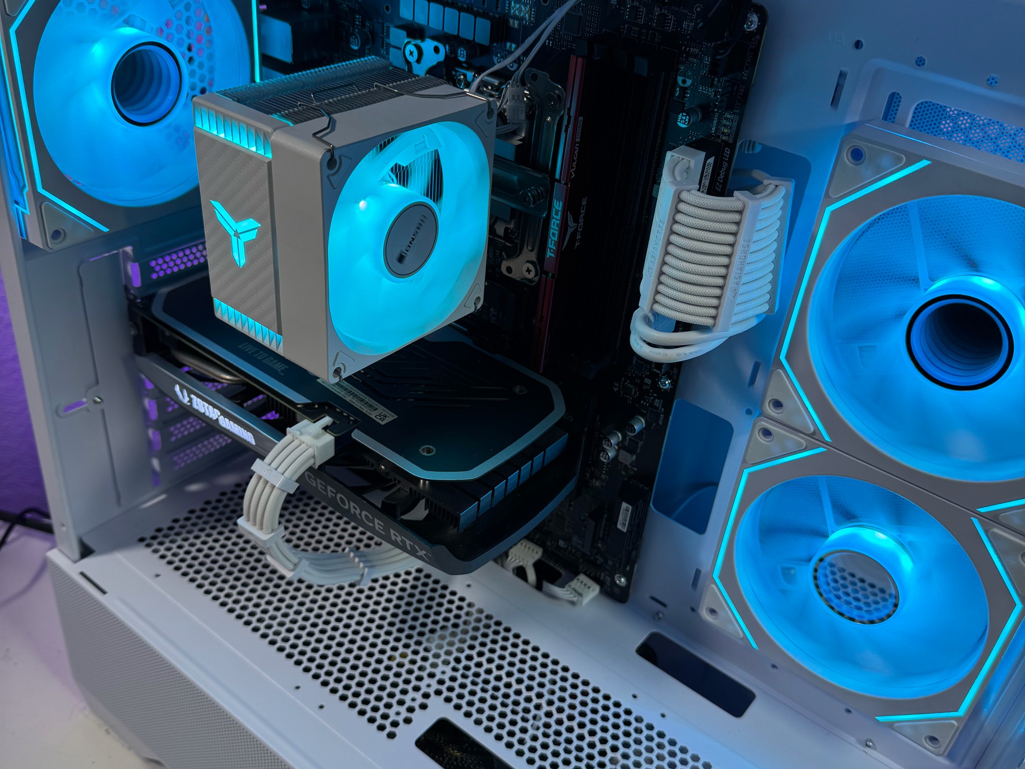 DDR5 16GB + RTX 4060 + i5 13400F | Gaming PC | Ready to Play!