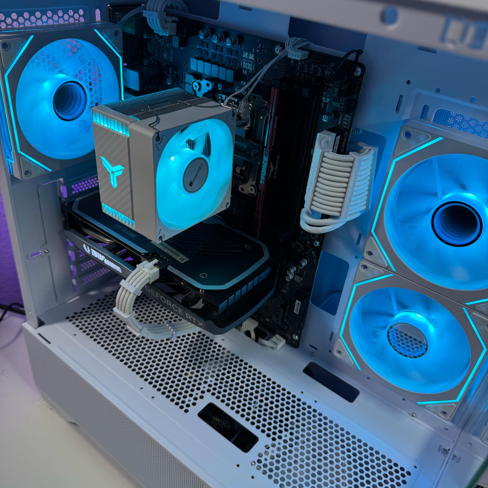DDR5 16GB + RTX 4060 + i5 13400F | Gaming PC | Ready to Play!