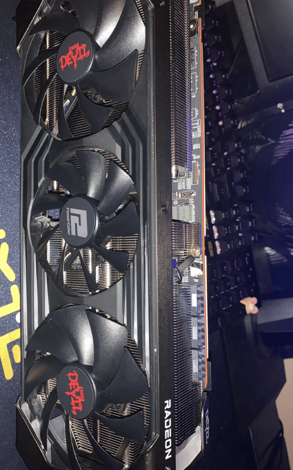 FREE SHIPPING || PowerColor RX 6900XT Red Devil  