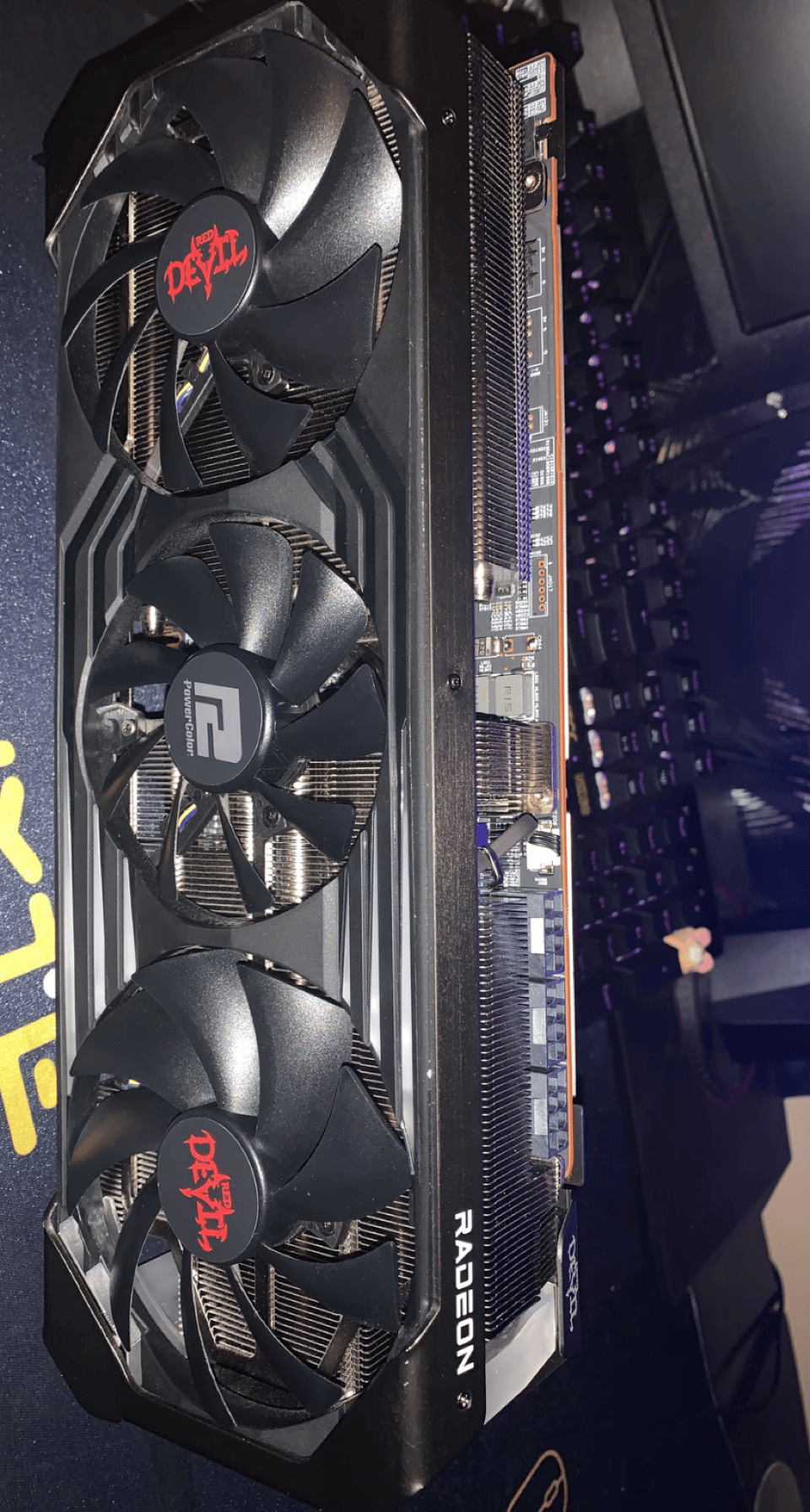 FREE SHIPPING || PowerColor RX 6900XT Red Devil  