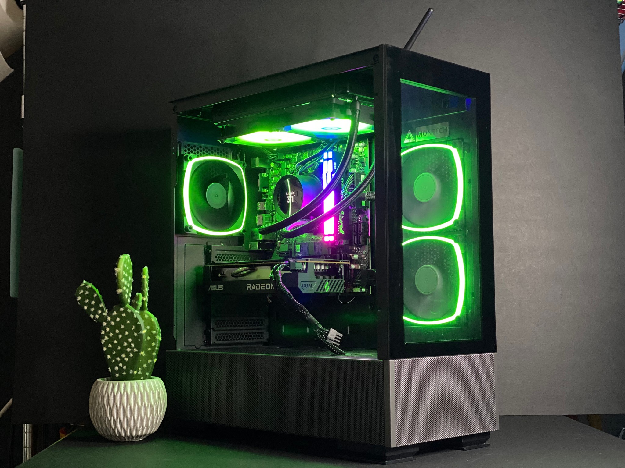 The Liquid cooled AM5 Beast| Ryzen 5 7500F w/ RX 7600 32GB DDR5 RAM| 1TB NVMe| Windows 11