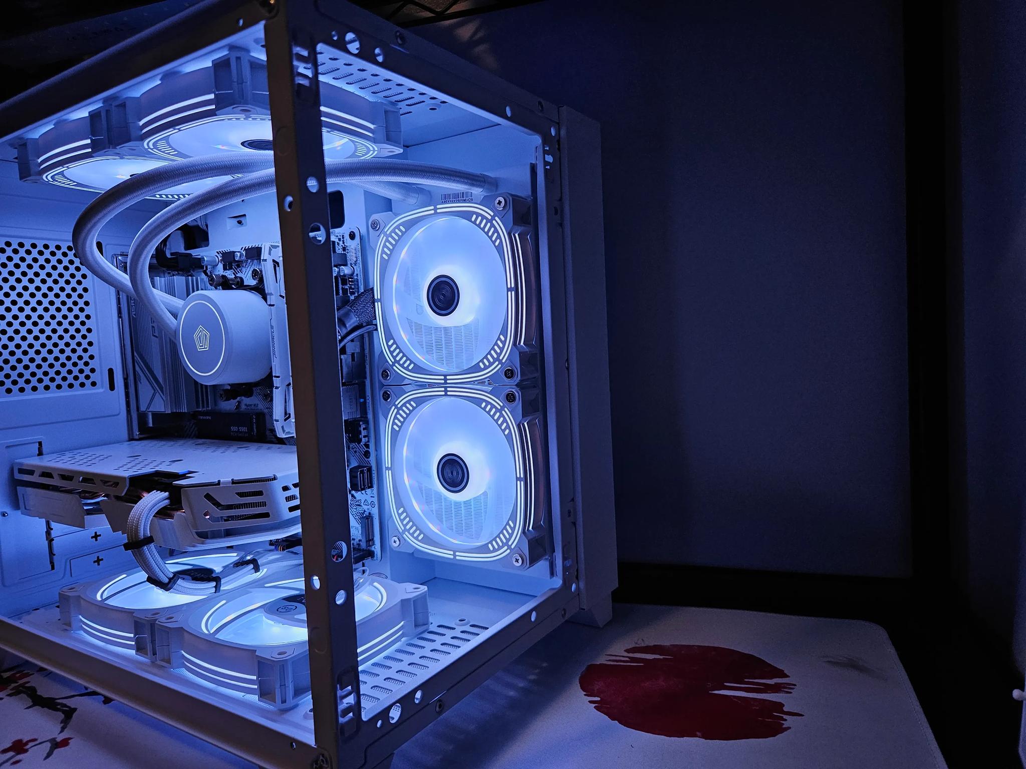 Arctic Rig Ryzen 5 5500 / 32GB DDR4/ 1TB SSD / Rx 6600