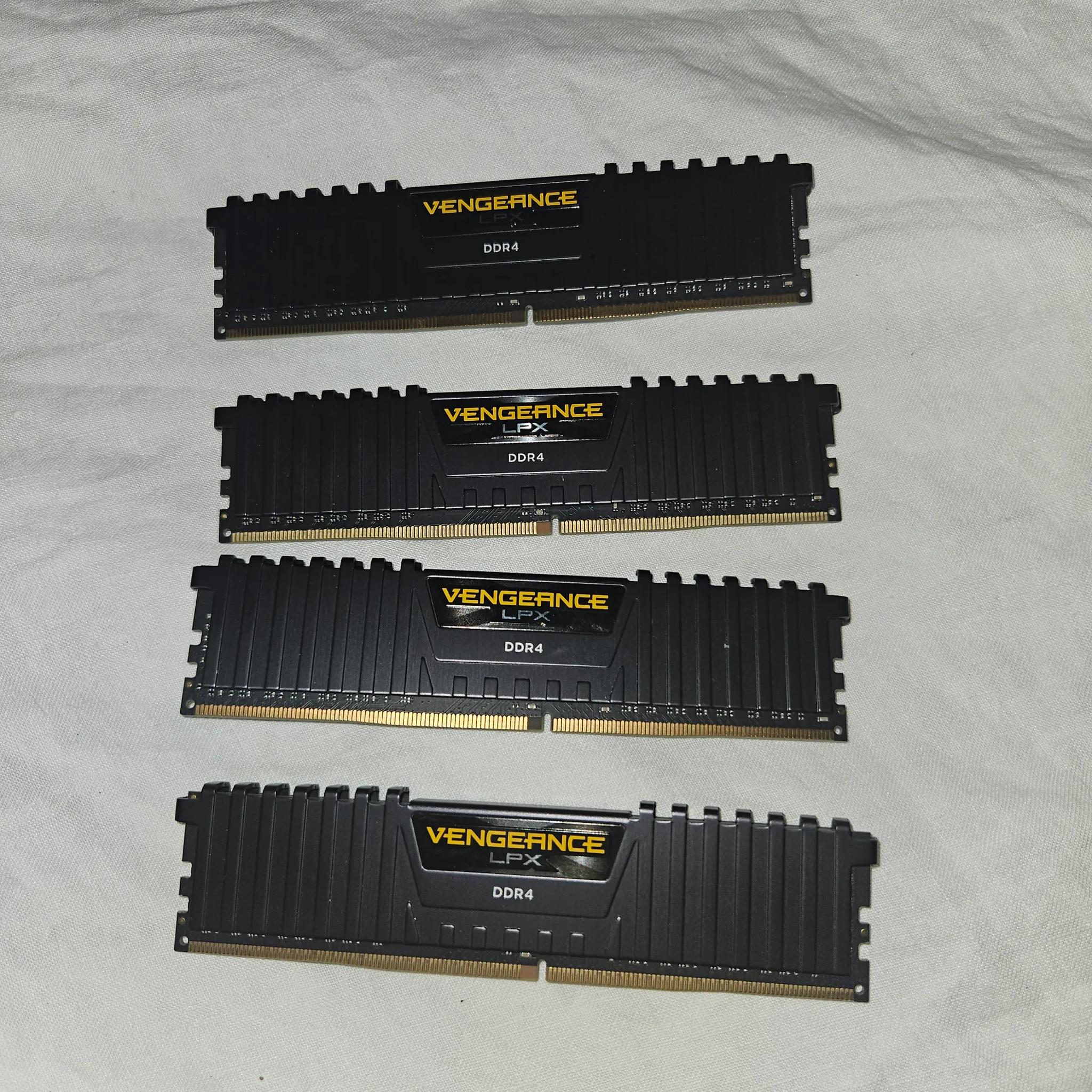 Corsair Vengeance RAM 32GB 3600MHz CL18
