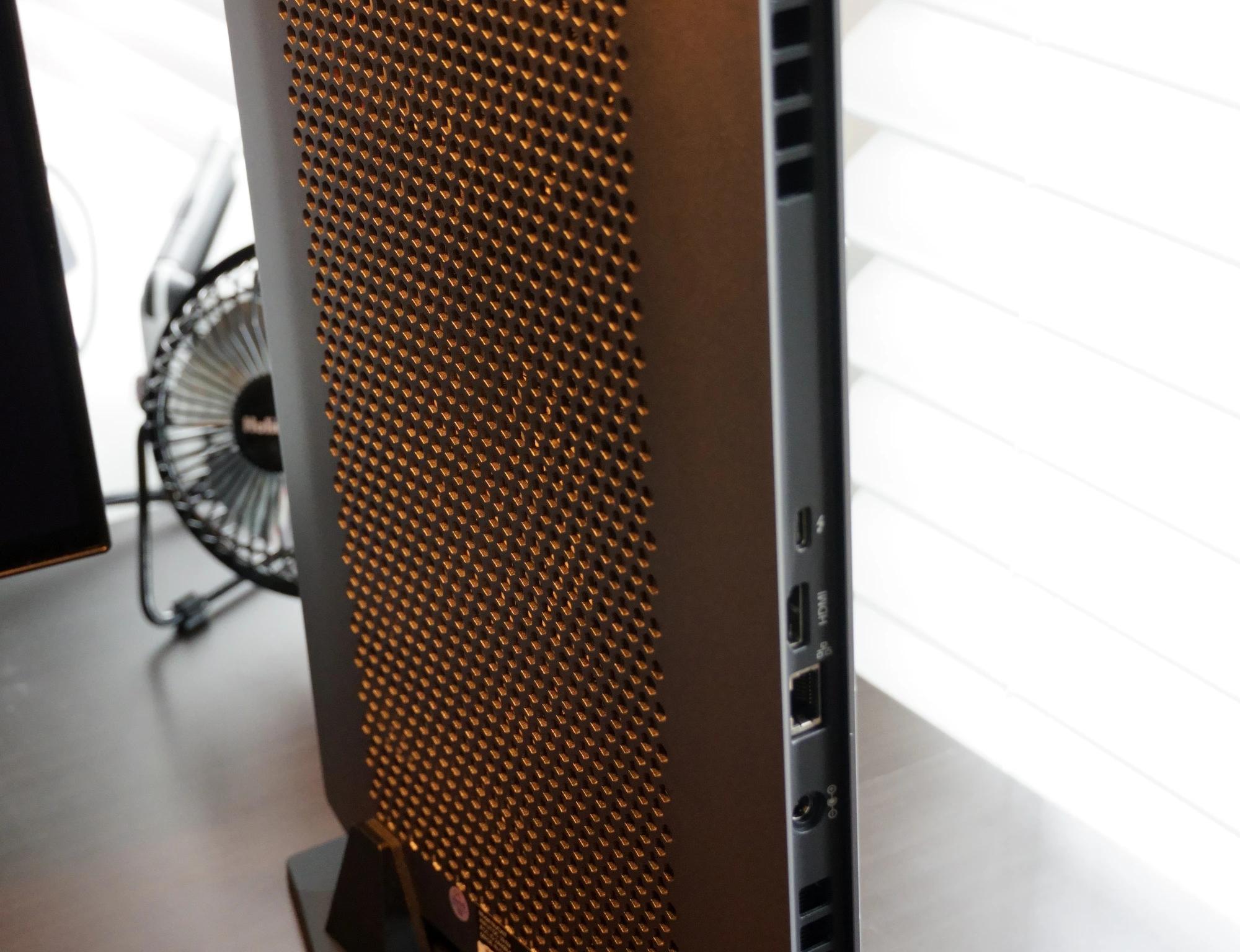 Minisforum NUCXi7 Slim Gaming PC