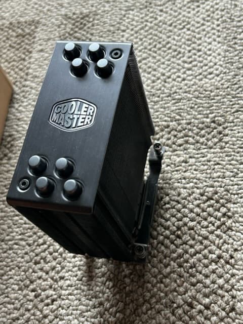 Ryzen 5 5600X / ASRock B550M-ITX/ac  / Cooler Master Hyper 212 Combo