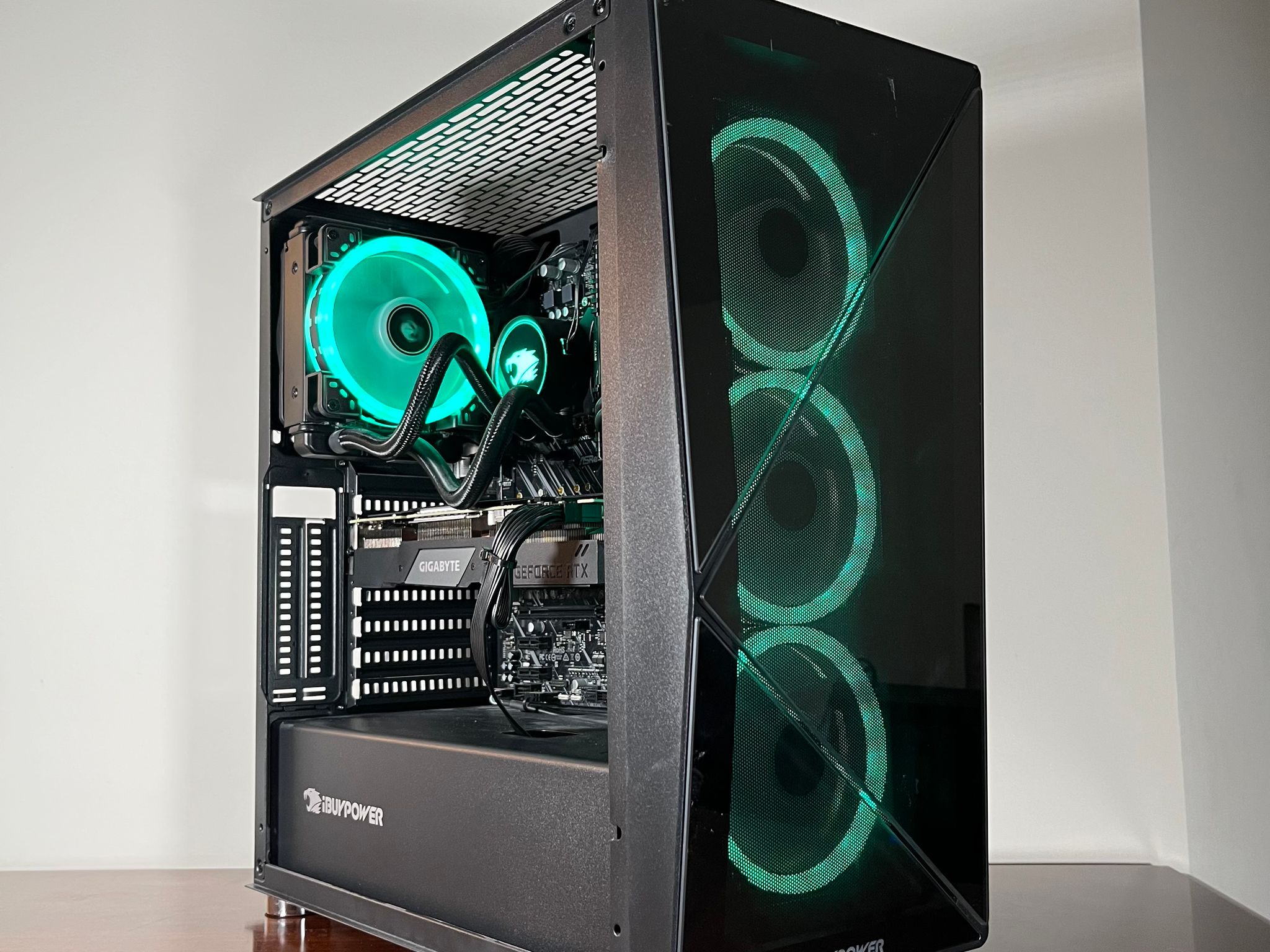 🟢RTX 1440P MONSTER🟢 RTX 2080 SUPER | 32GB RAM | 1.5TB Storage | Liquid Cooled | i7 9700K | Wi-Fi
