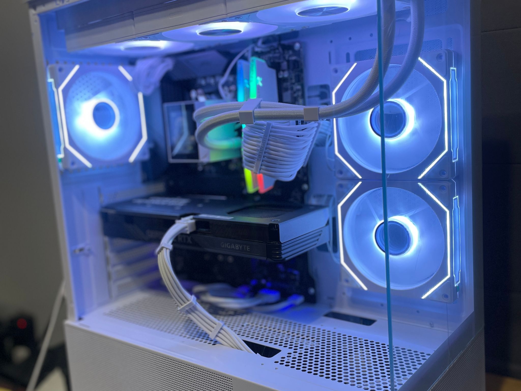⚡🤍 Stormtrooper – RTX 4060 Gaming PC 🤍⚡
