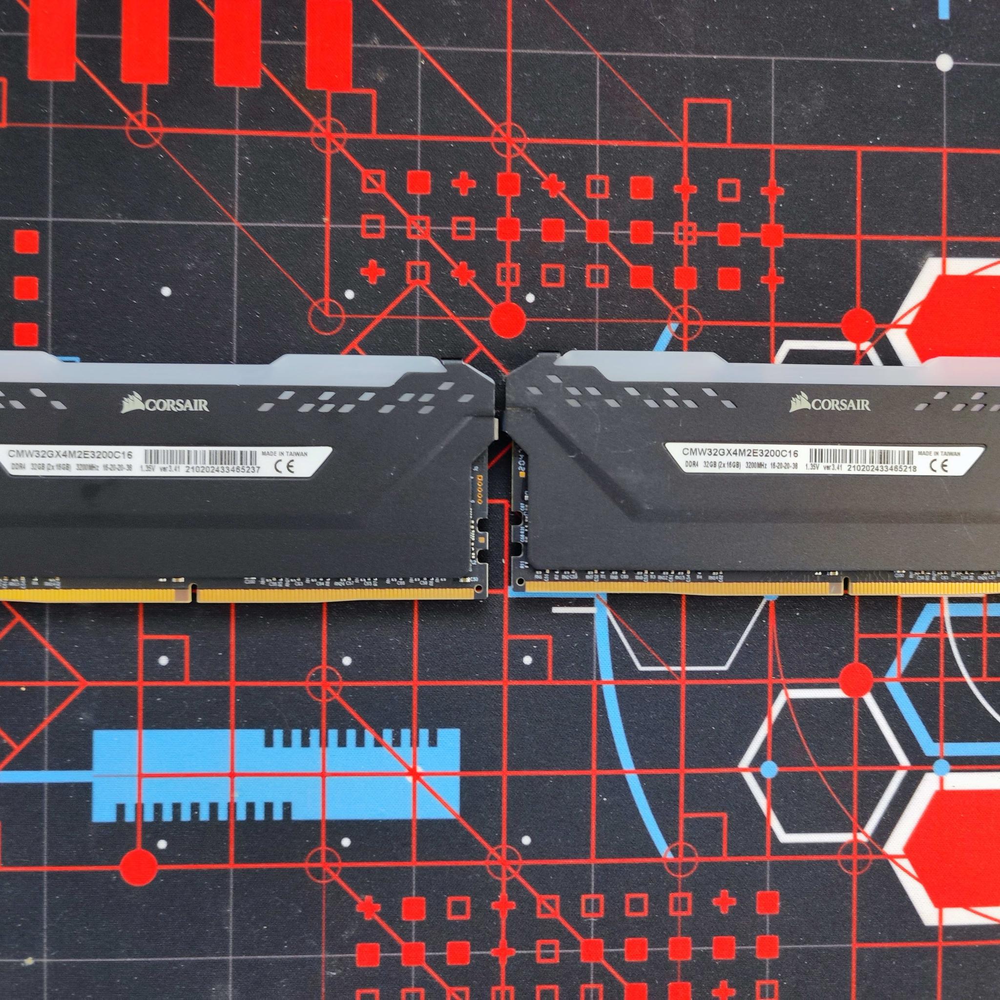 Corsair Vengeance RGB Pro 2x16GB 3200MHz CL16-20-20-38