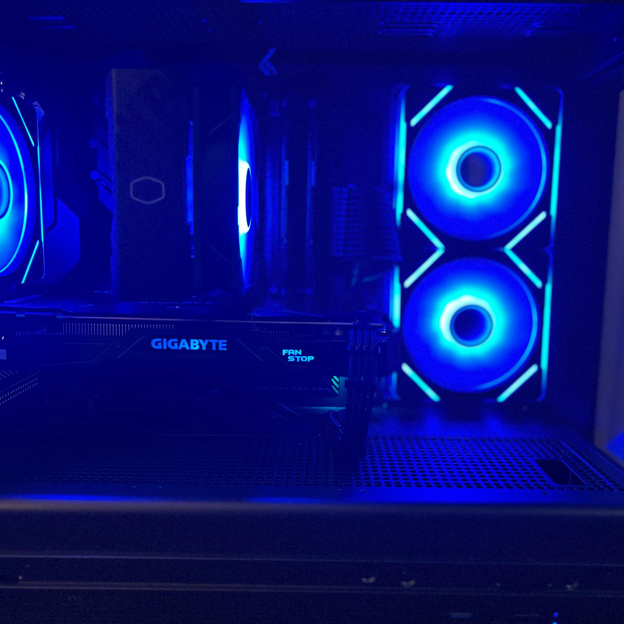 Gigabyte OC GTX 1080 | Ryzen 5 2600 | Black Gaming PC