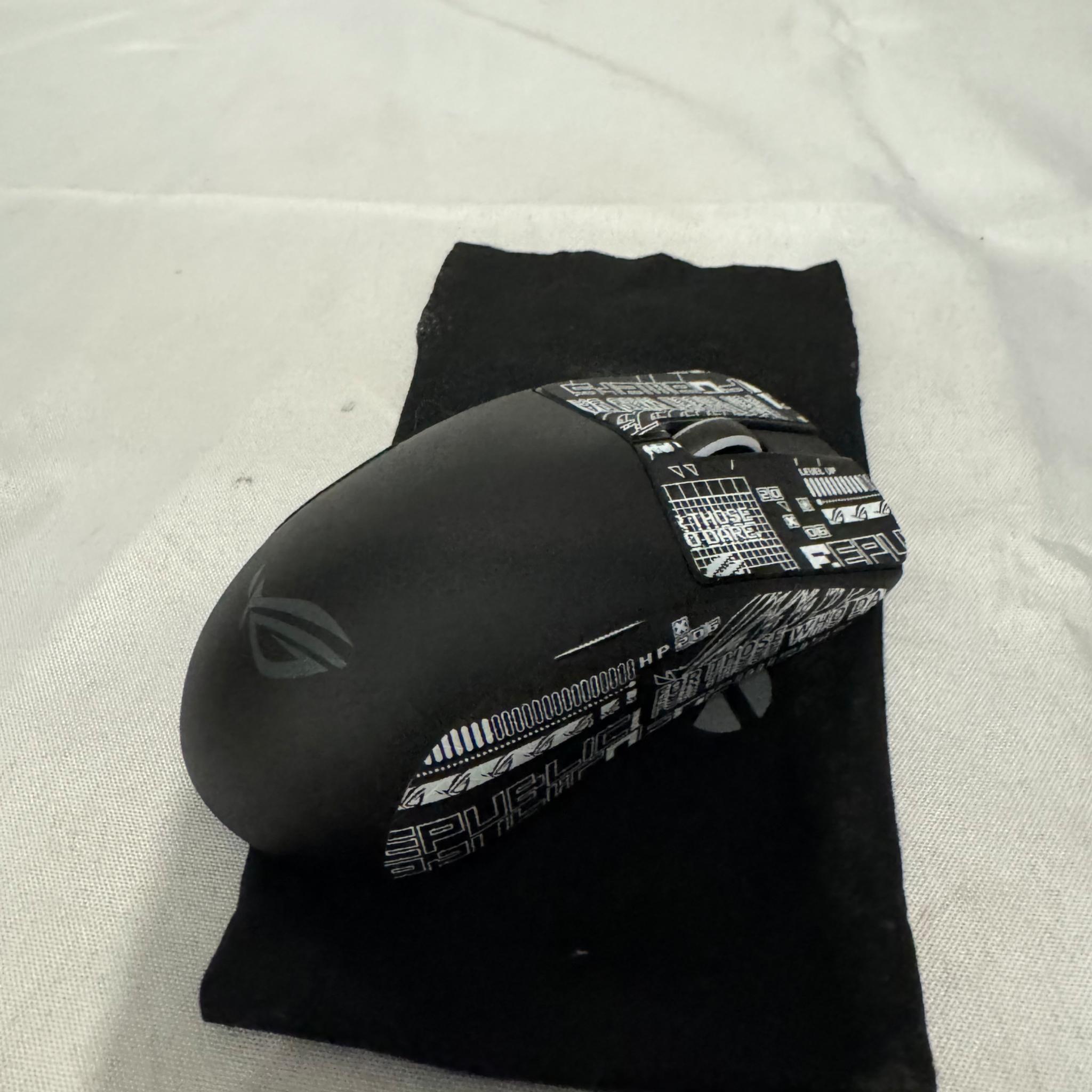 Like New RMA Replacement ASUS ROG Harpe ACE AIM lab mouse