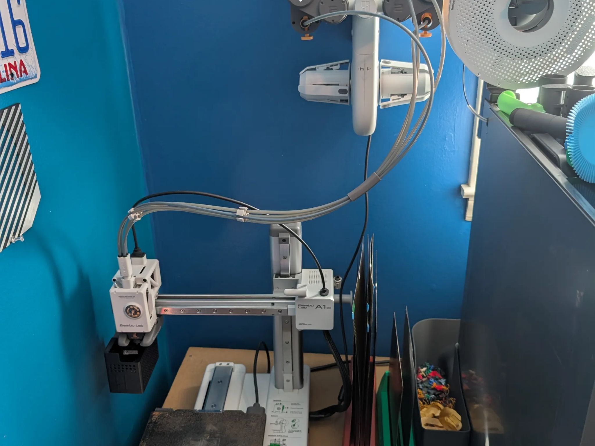 Bambu labs A1-mini 3d printer with AMS system