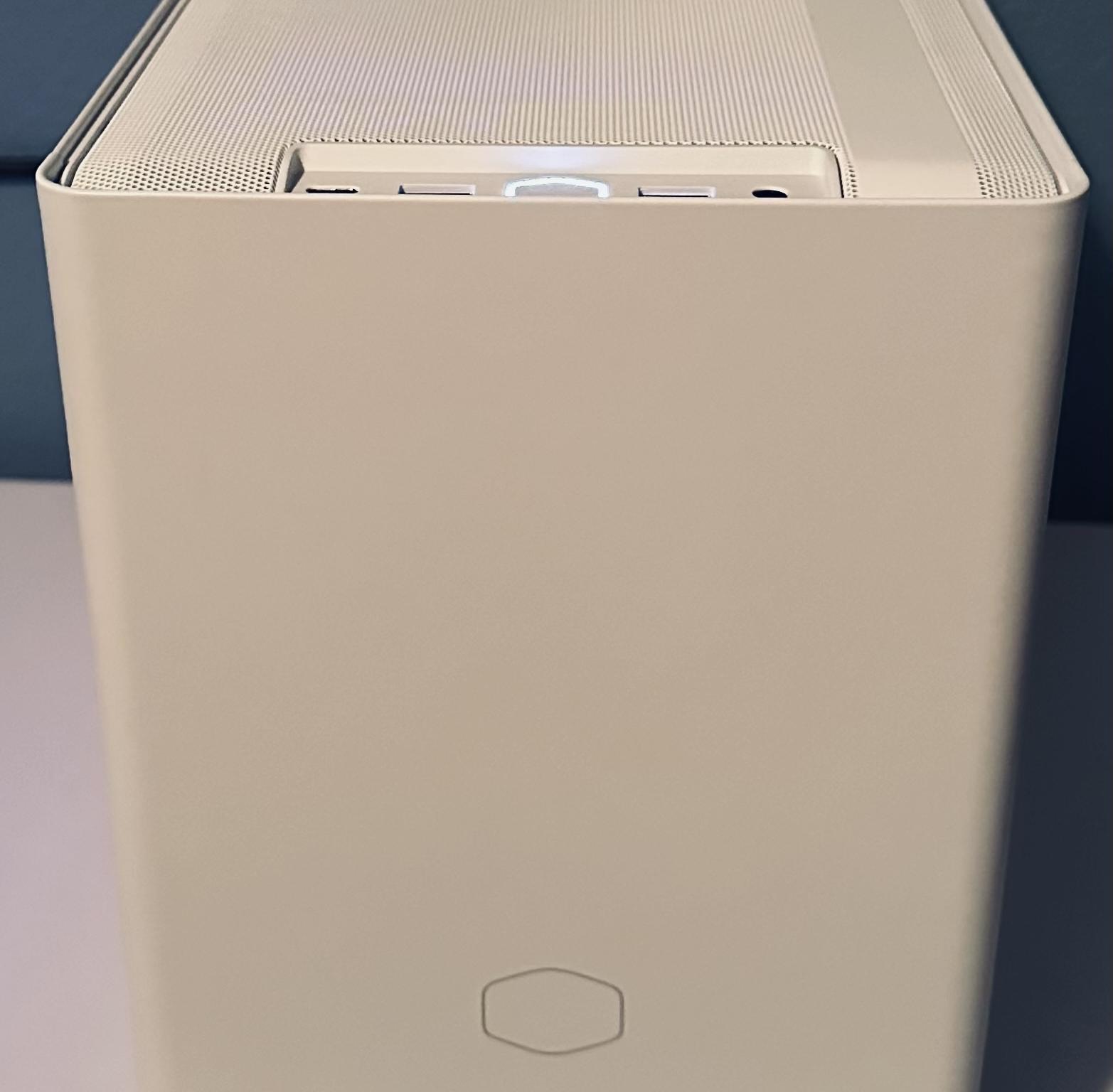 SAKURA RX 7800XT 16 GB | AMD 7600X3D | SFX MINI ITX BUILD | COOLERMASTER NR200P V2 | 32Gb @ 6000MT/s