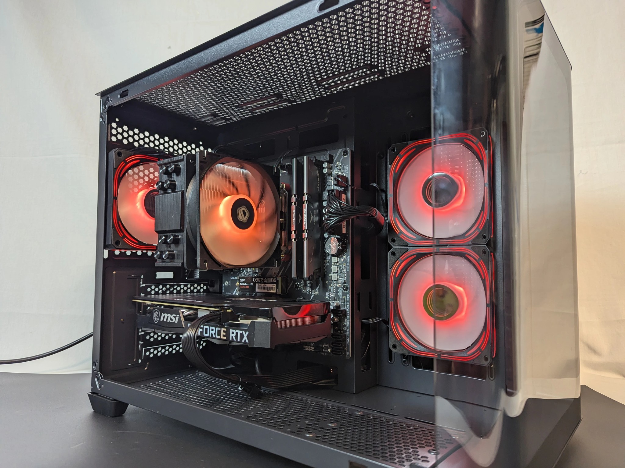 Black OPs Gamer for Black Friday - Ryzen 5 5600X + RTX 3060 + 16 GB DDR4 + 1 TB NVME SSD