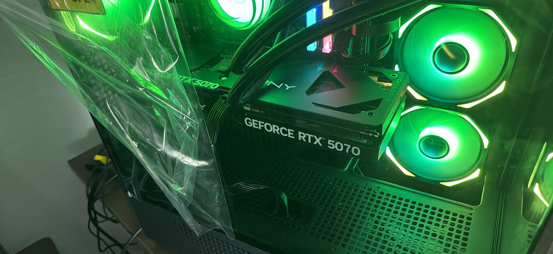 PNY GeForce RTX 5070 12GB GDDR7 Triple Fan