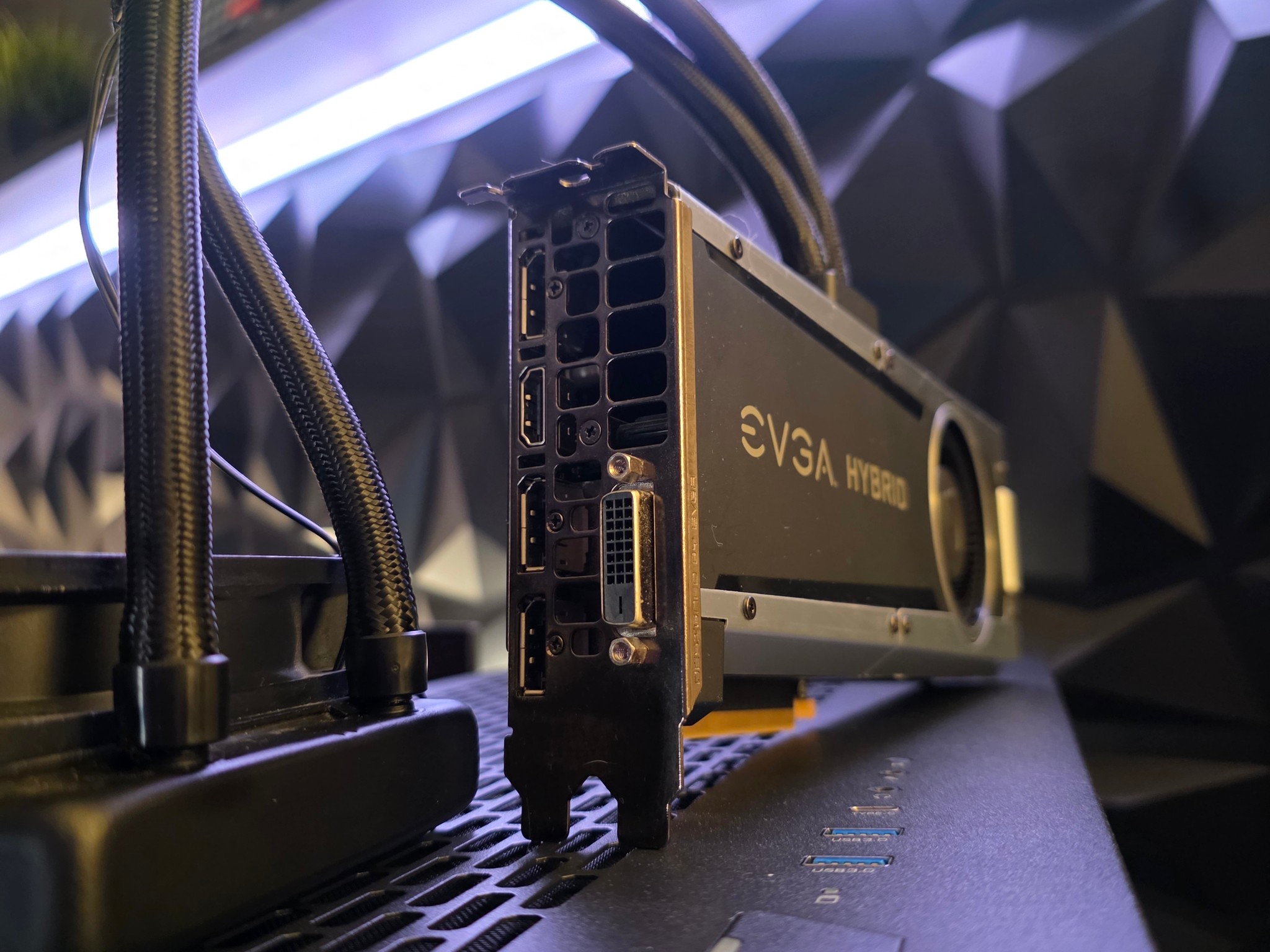 EVGA GTX 1070 HYBRID